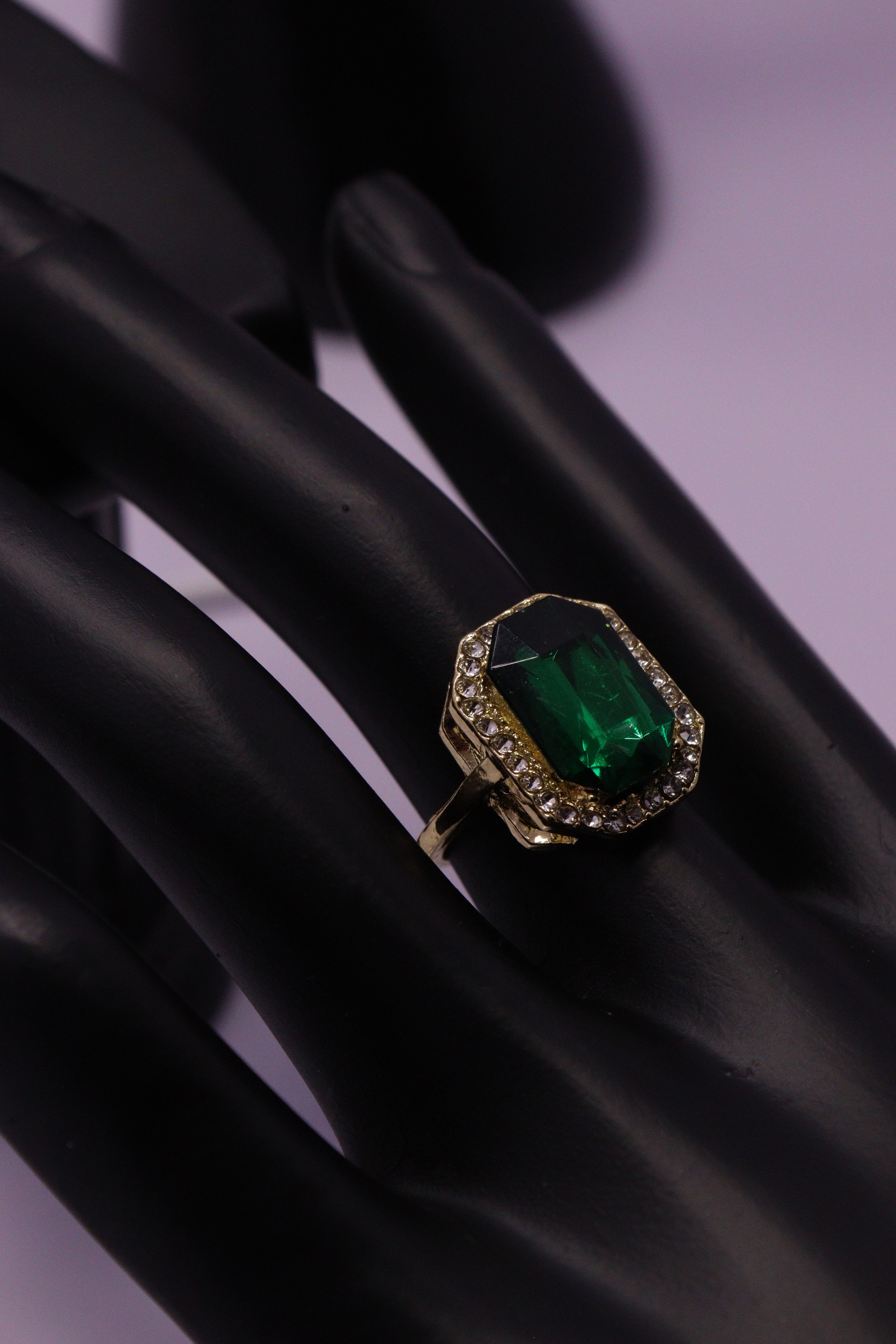 Crown Series 0076 -  AZ Golden Ring