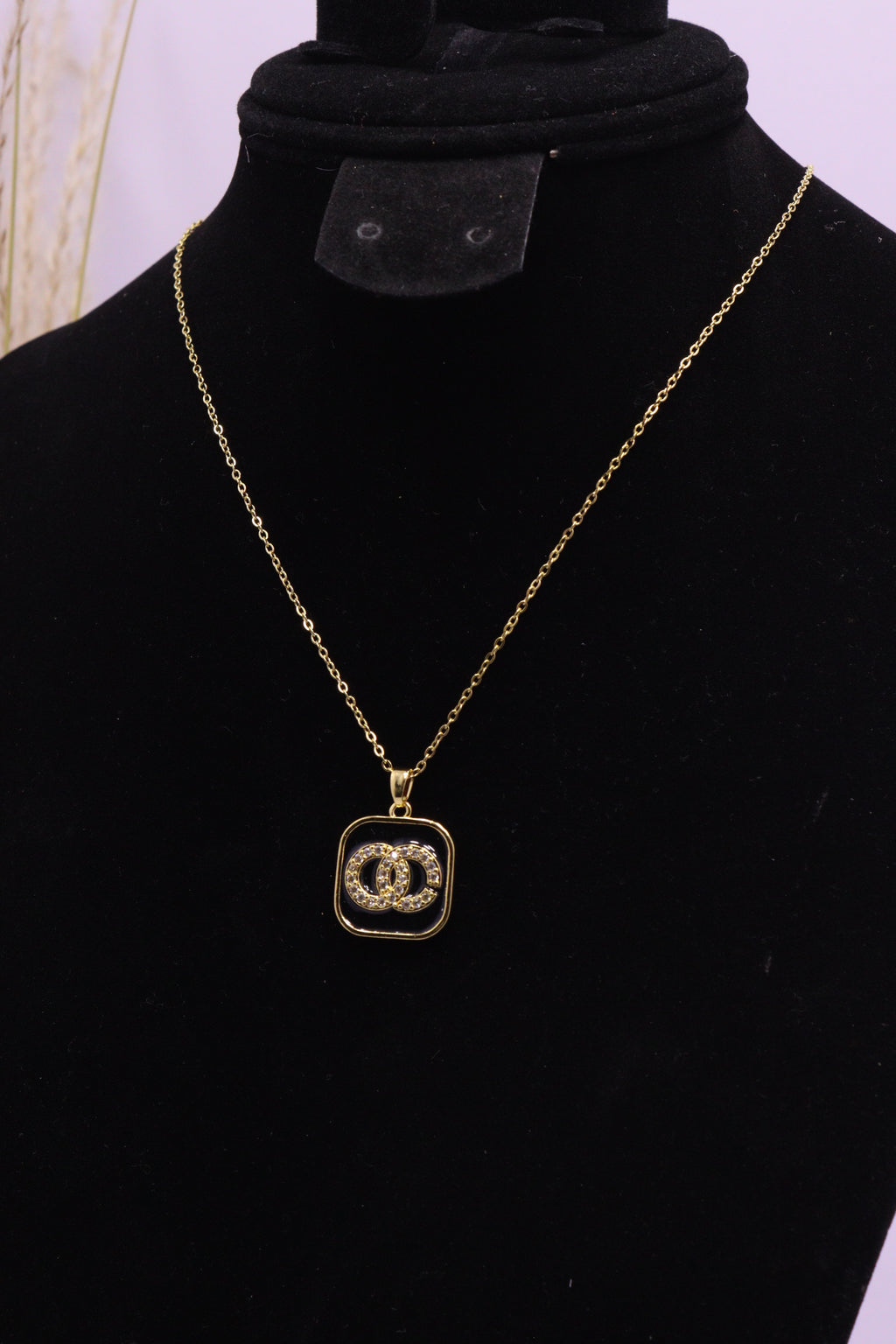 قلادة سيليستيا إيفر وير سيريز 0026 - AZ الذهبية