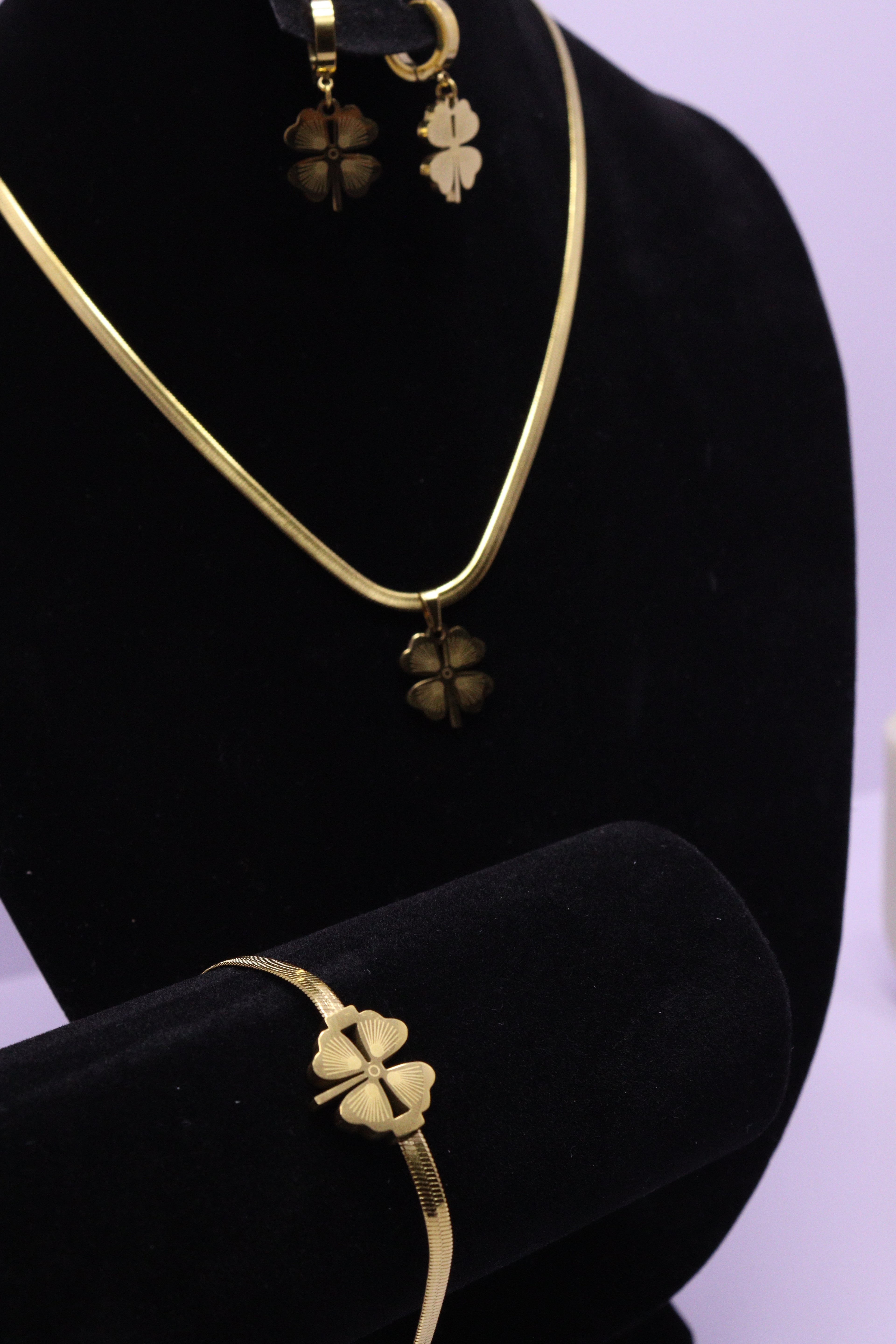 Diva Statement Sets Series 0007 - AZ Golden Set