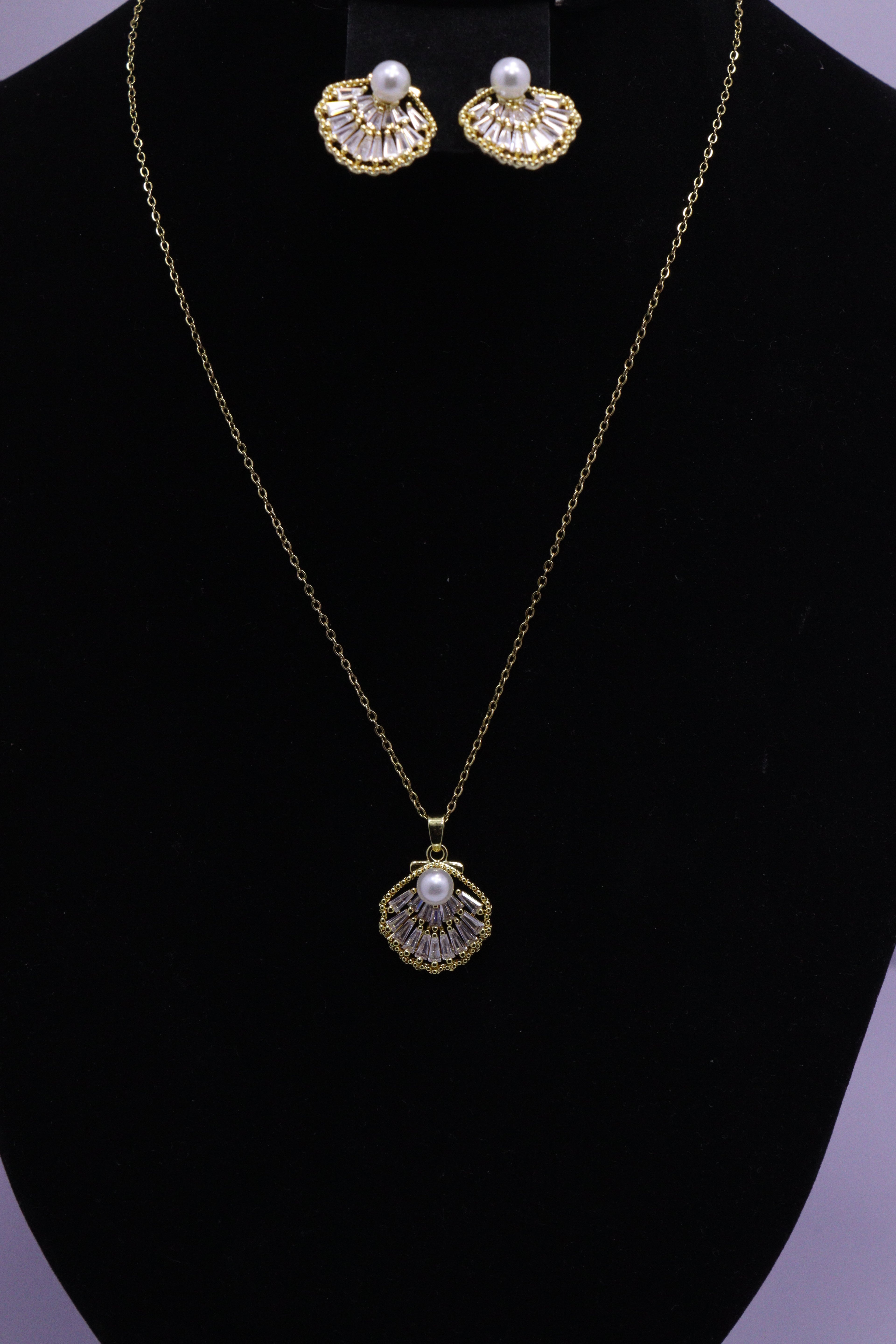 Diva Statement Sets Series 0015 - AZ Golden Set