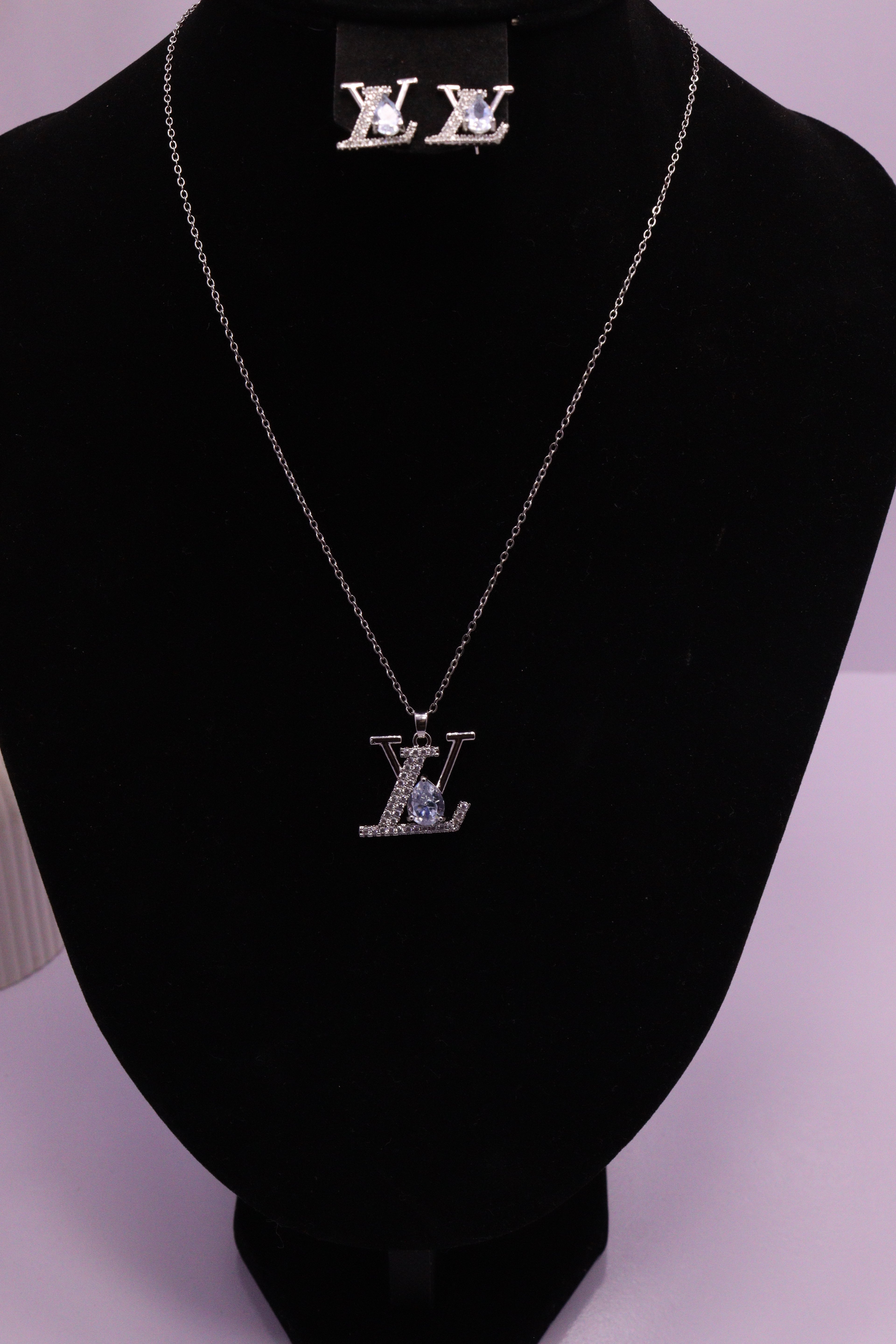 Diva Statement Sets Series 0018 - AZ Silver Set