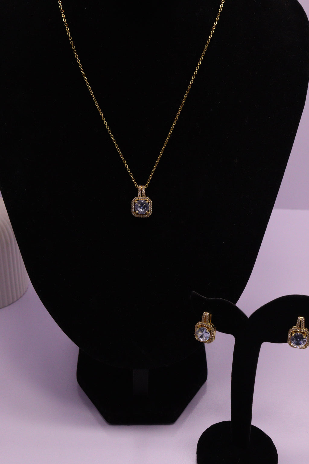 Diva Statement Sets Series 0025 - AZ Golden Set