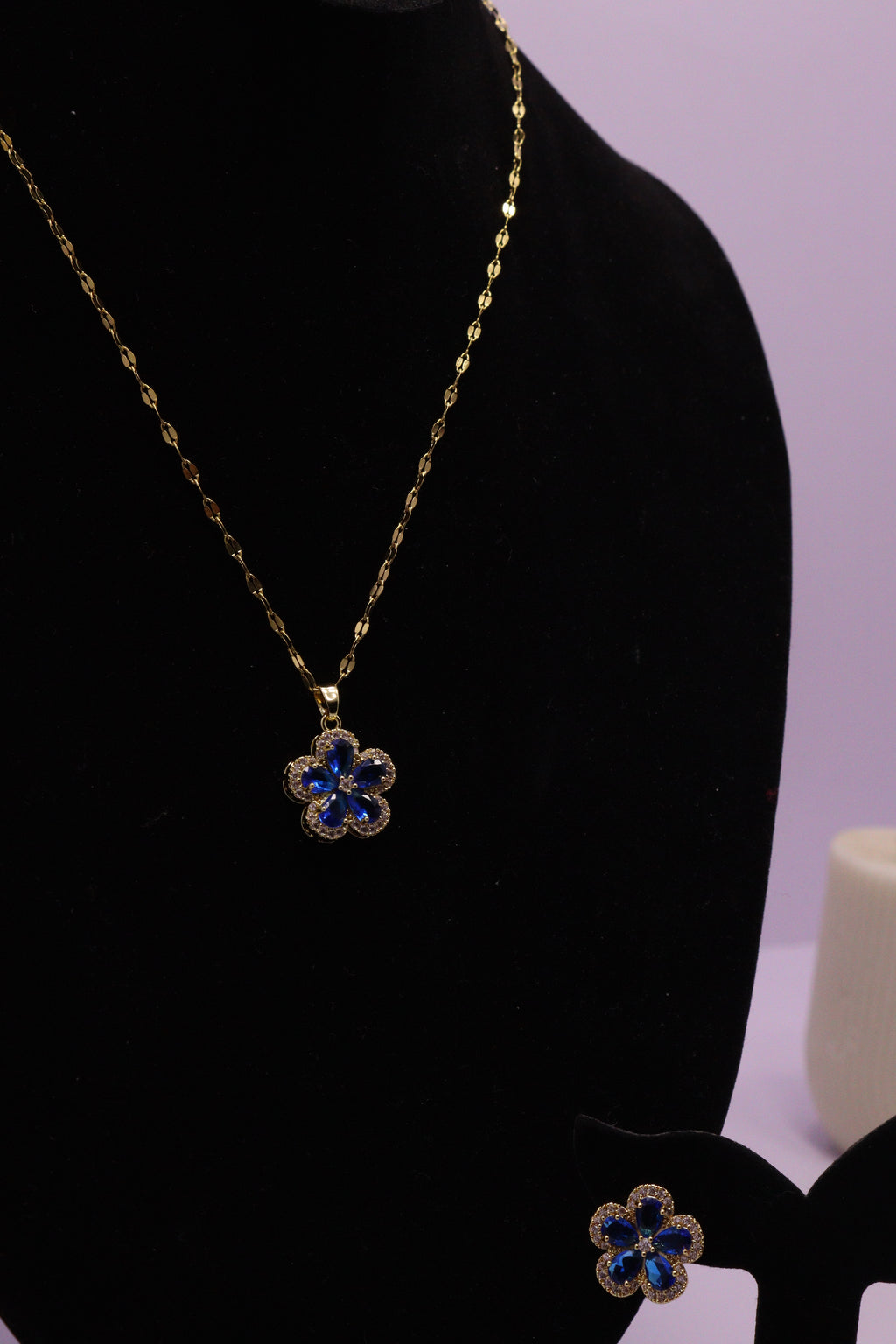 Diva Statement Sets Series 0032 - AZ Golden Set