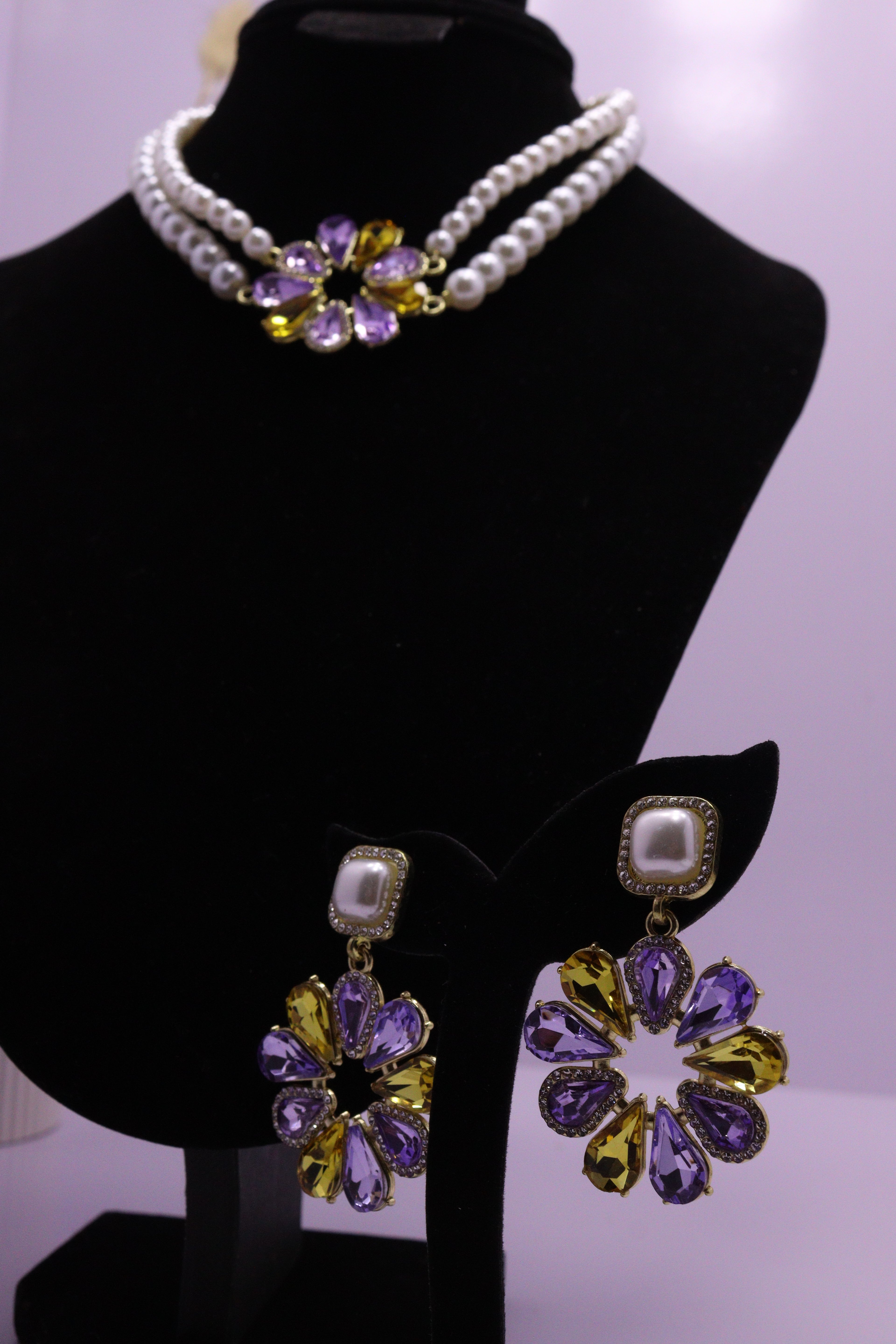 Diva Statement Sets Series 0038 - AZ White Set