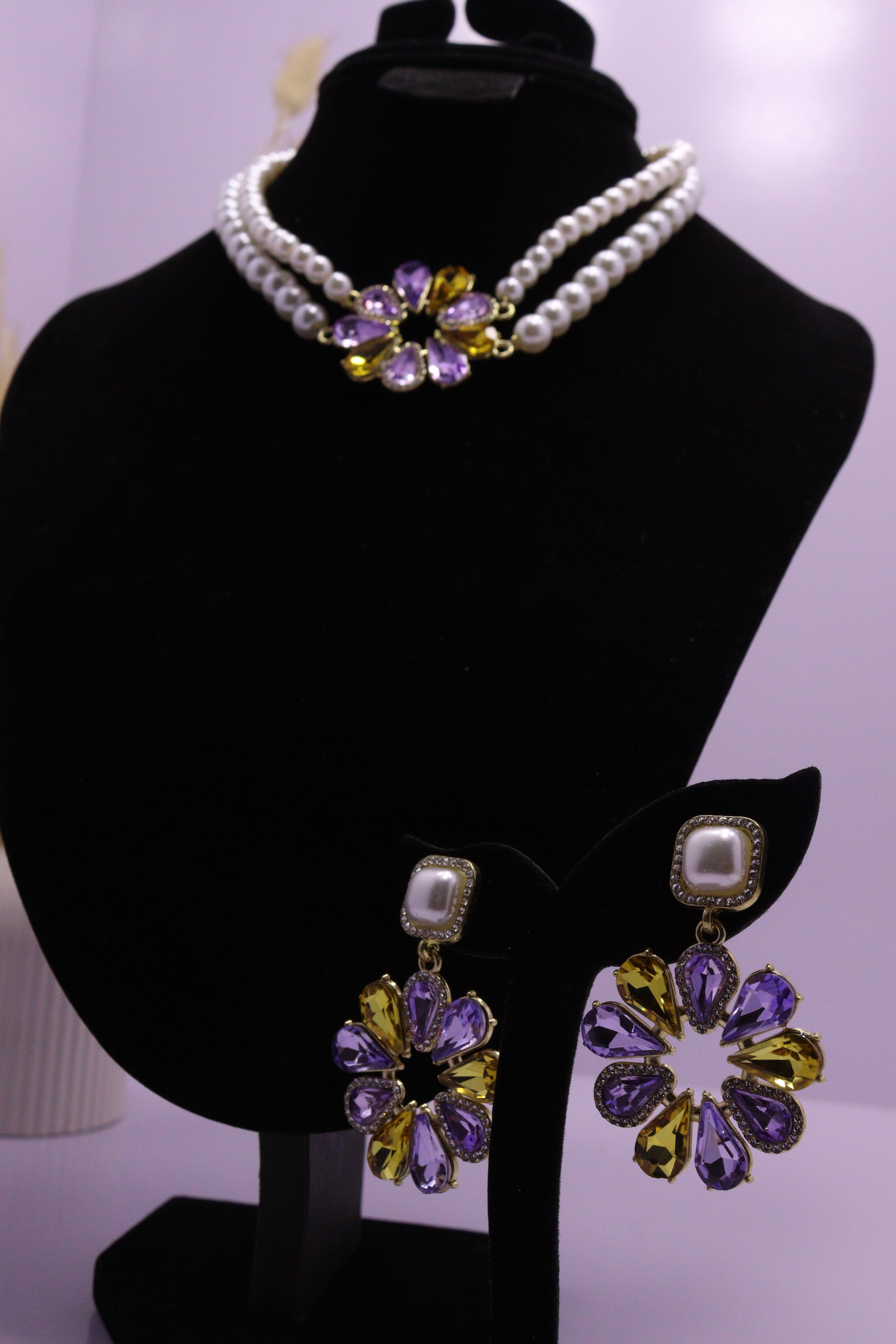 Diva Statement Sets Series 0038 - AZ White Set