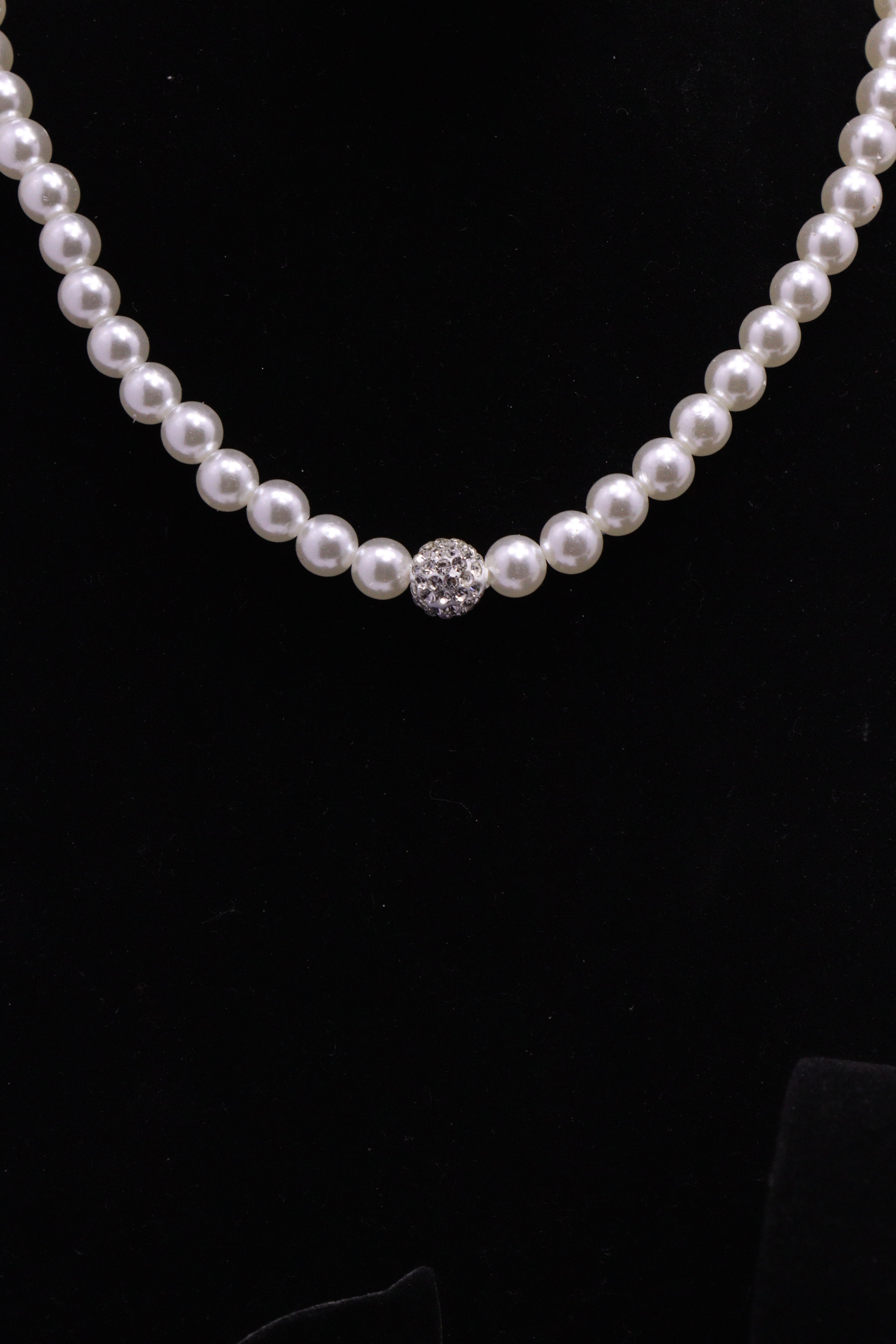 Diva Statement Sets Series 0042 - AZ White Set