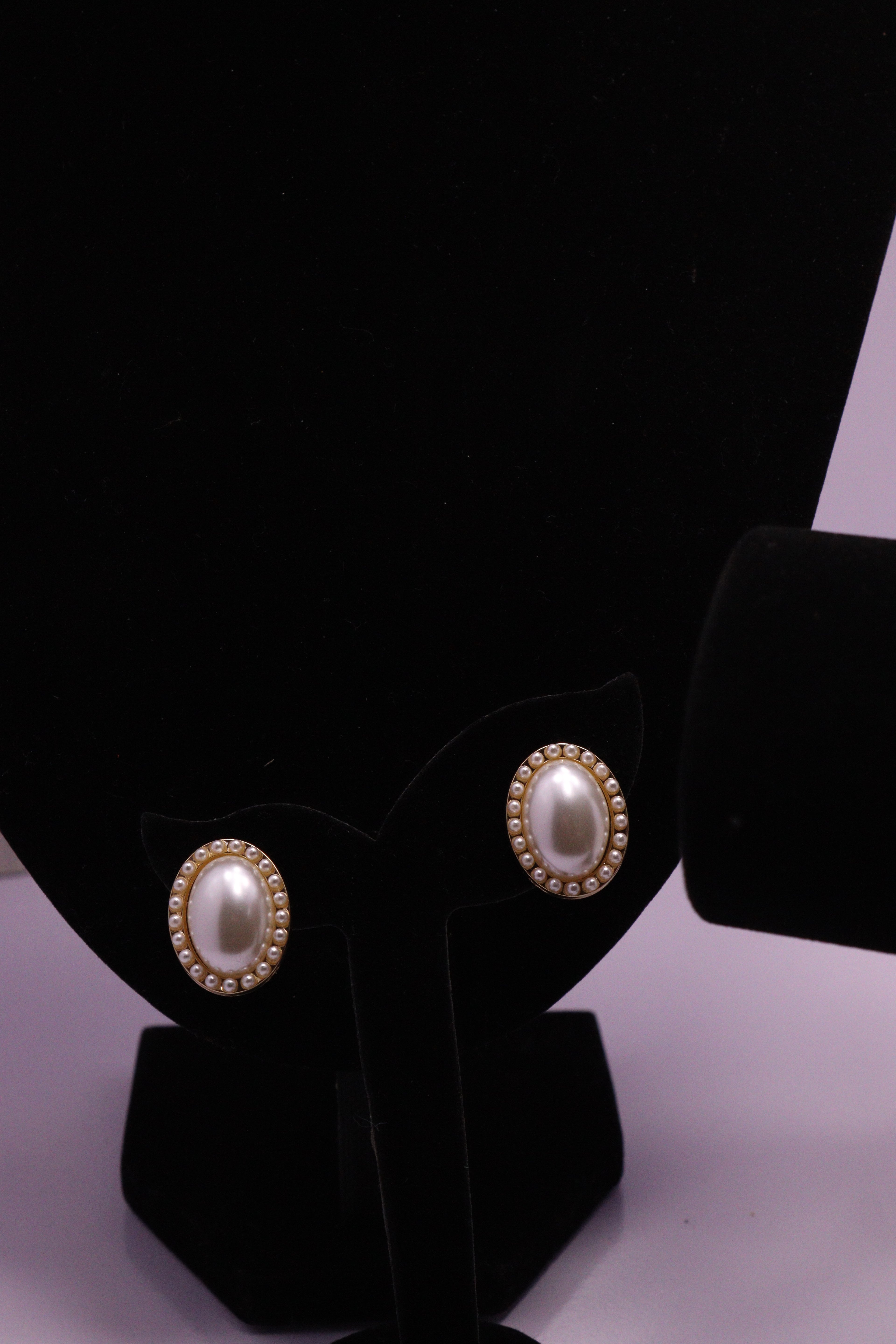 Diva Statement Sets Series 0048 - AZ White Set