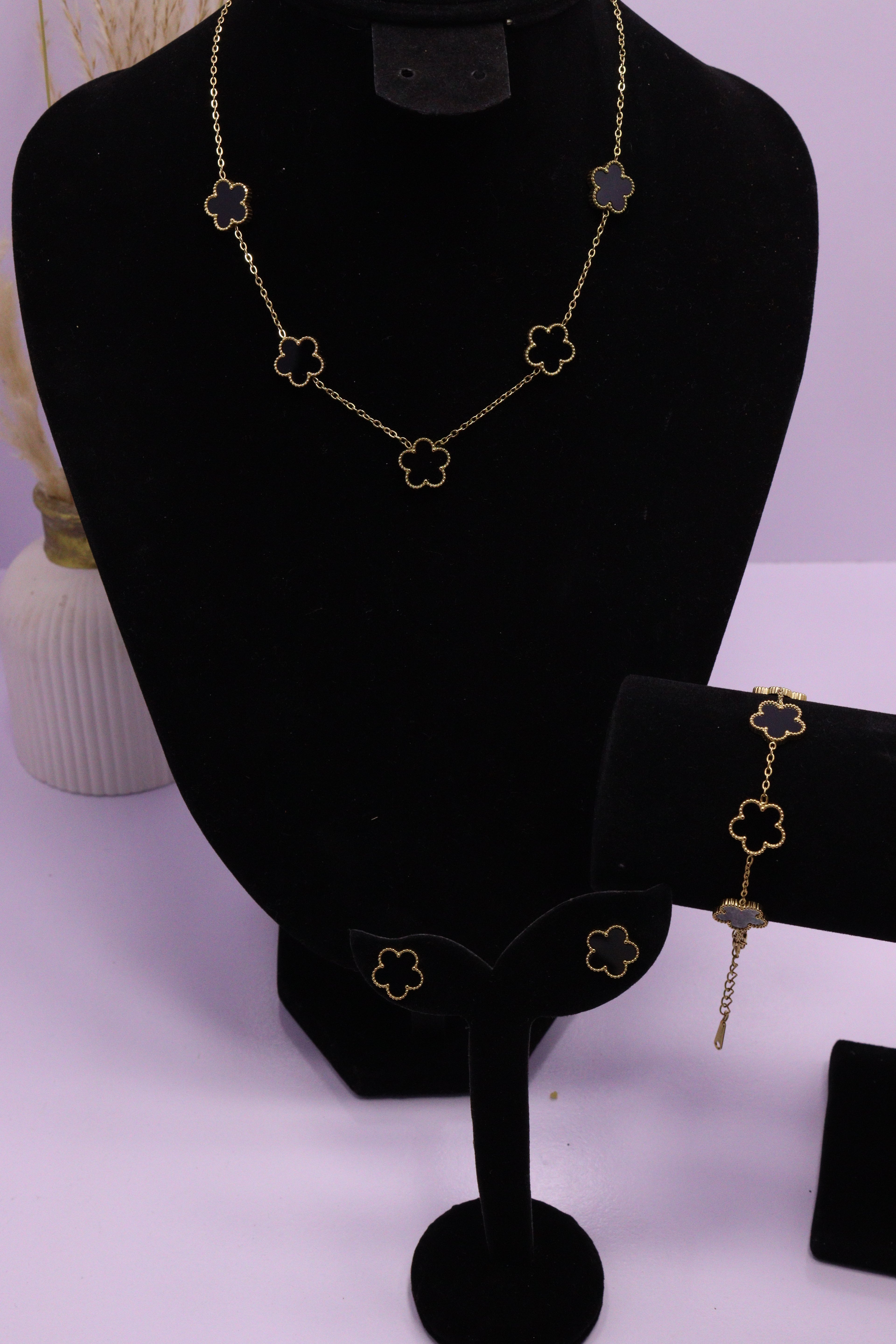 Diva Statement Sets Series 0052 - AZ Golden Set