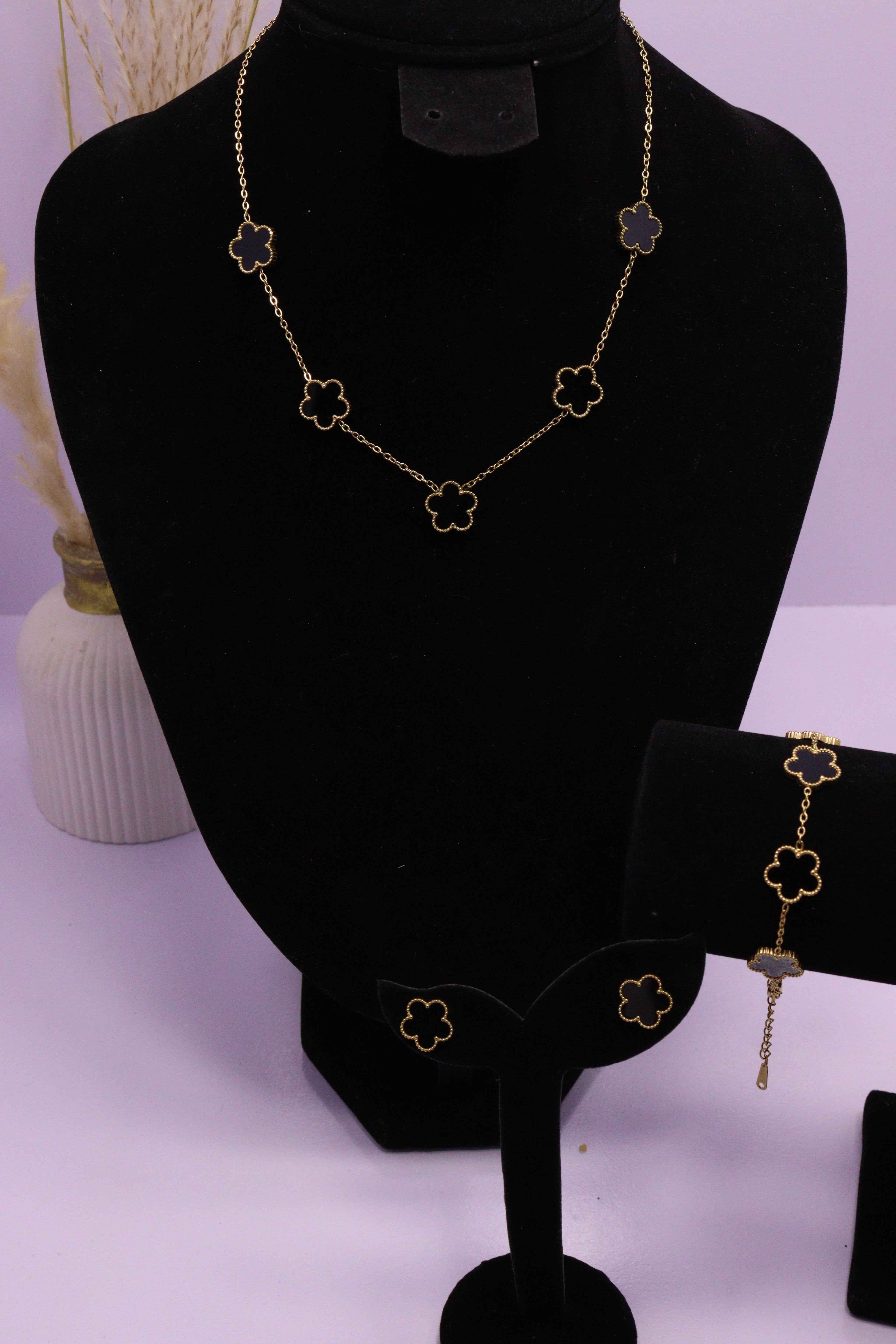 Diva Statement Sets Series 0052 - AZ Golden Set