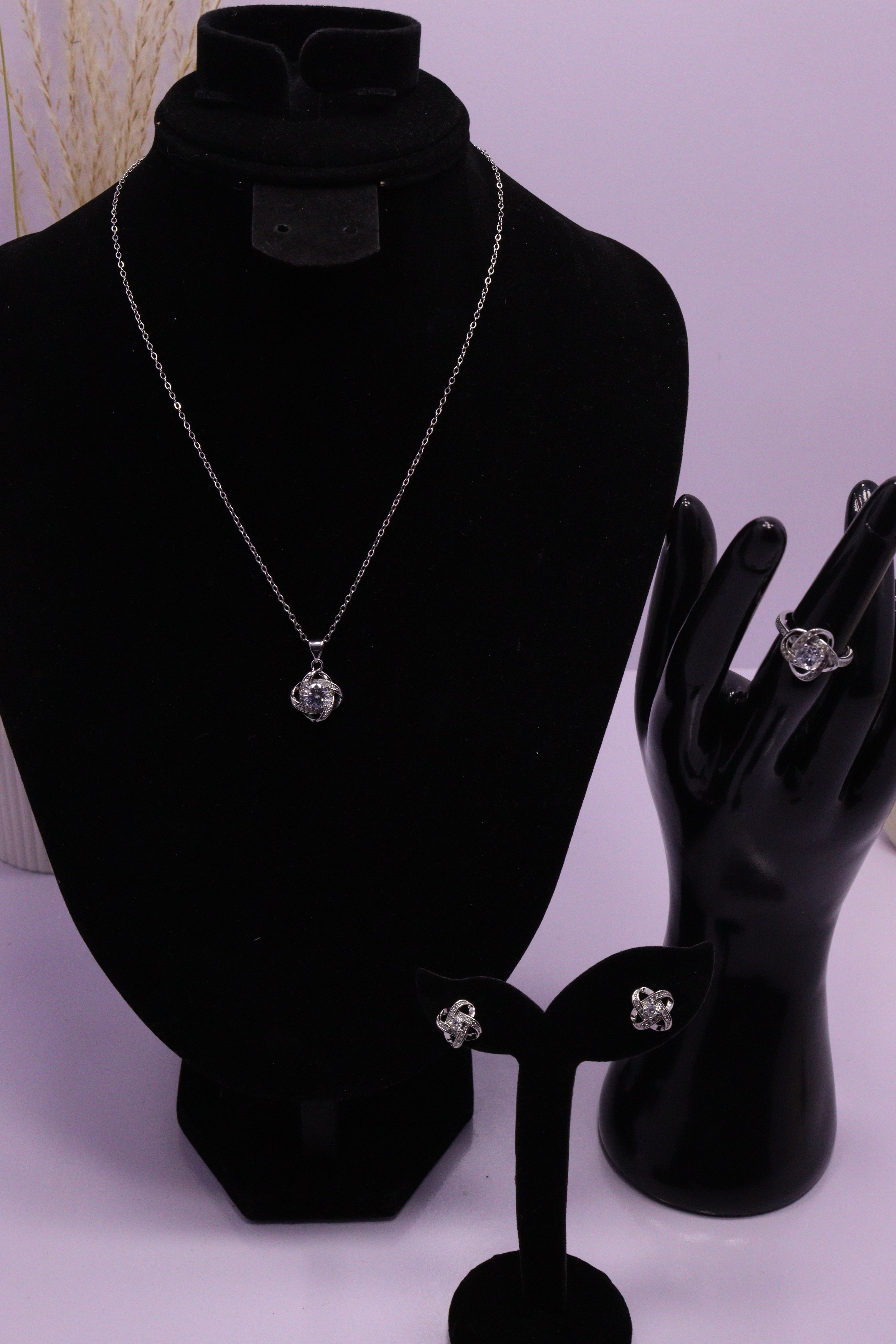 Diva Statement Sets Series 0056 - AZ Silver Set