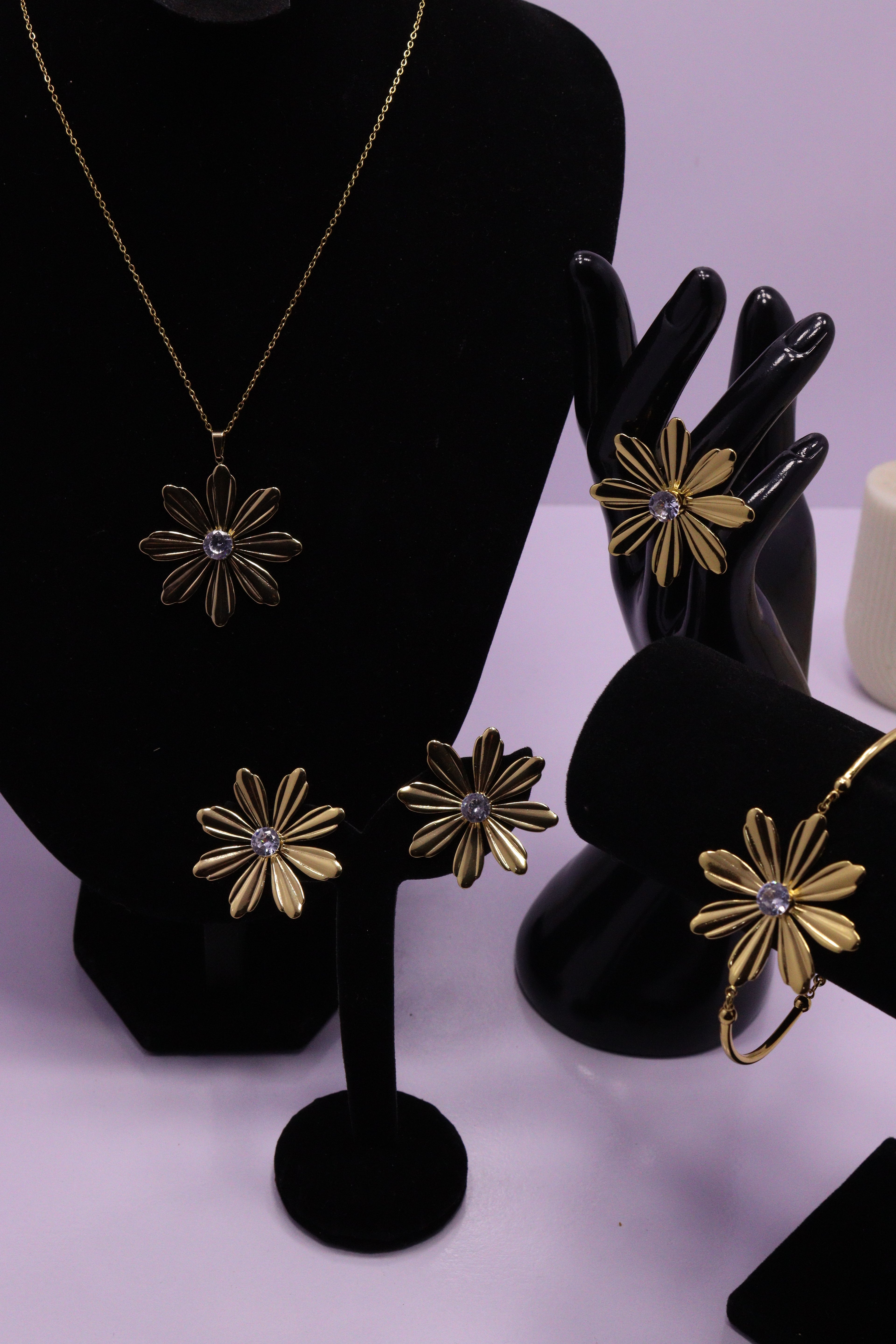 Diva Statement Sets Series 0059 - AZ Golden Set