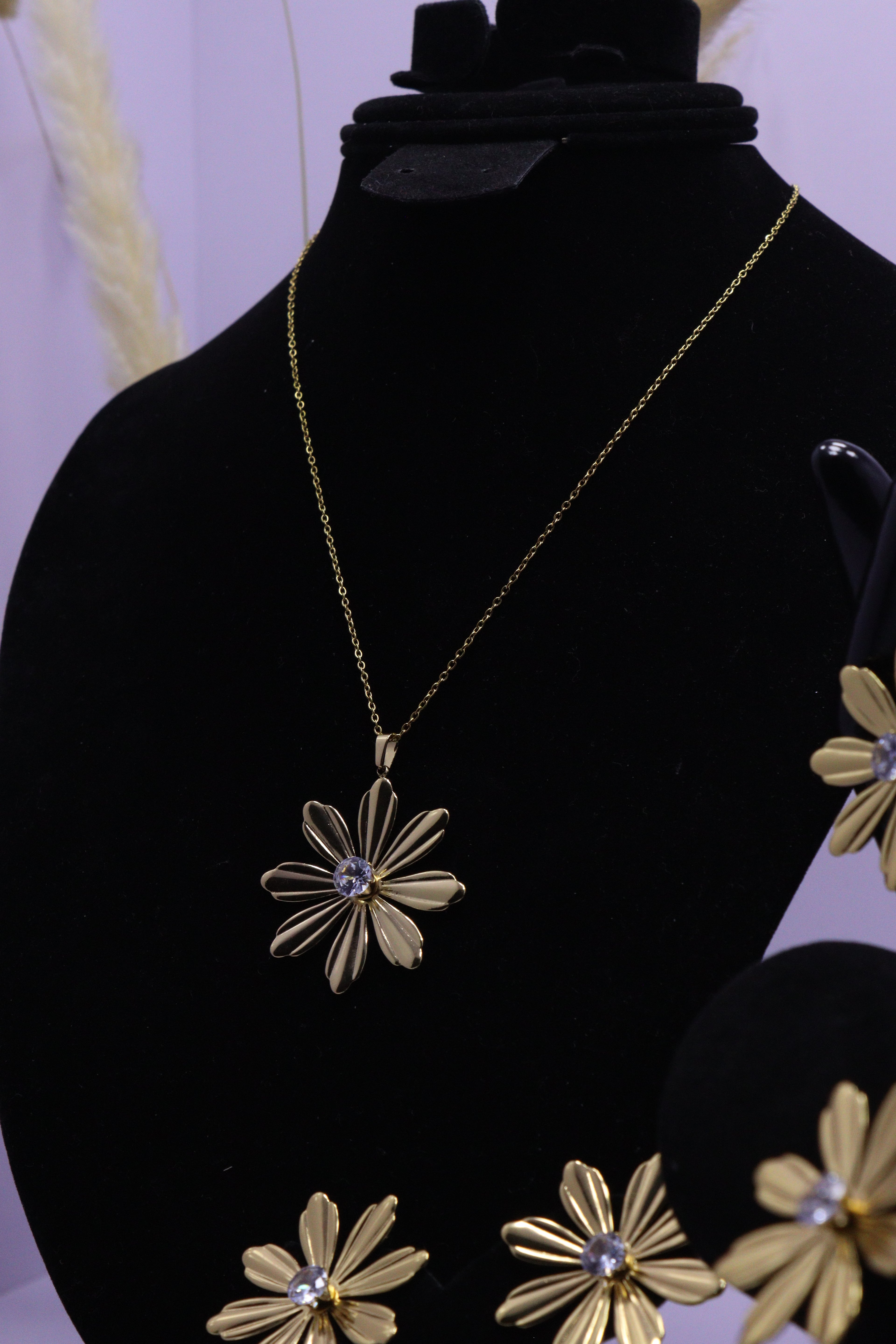 Diva Statement Sets Series 0059 - AZ Golden Set