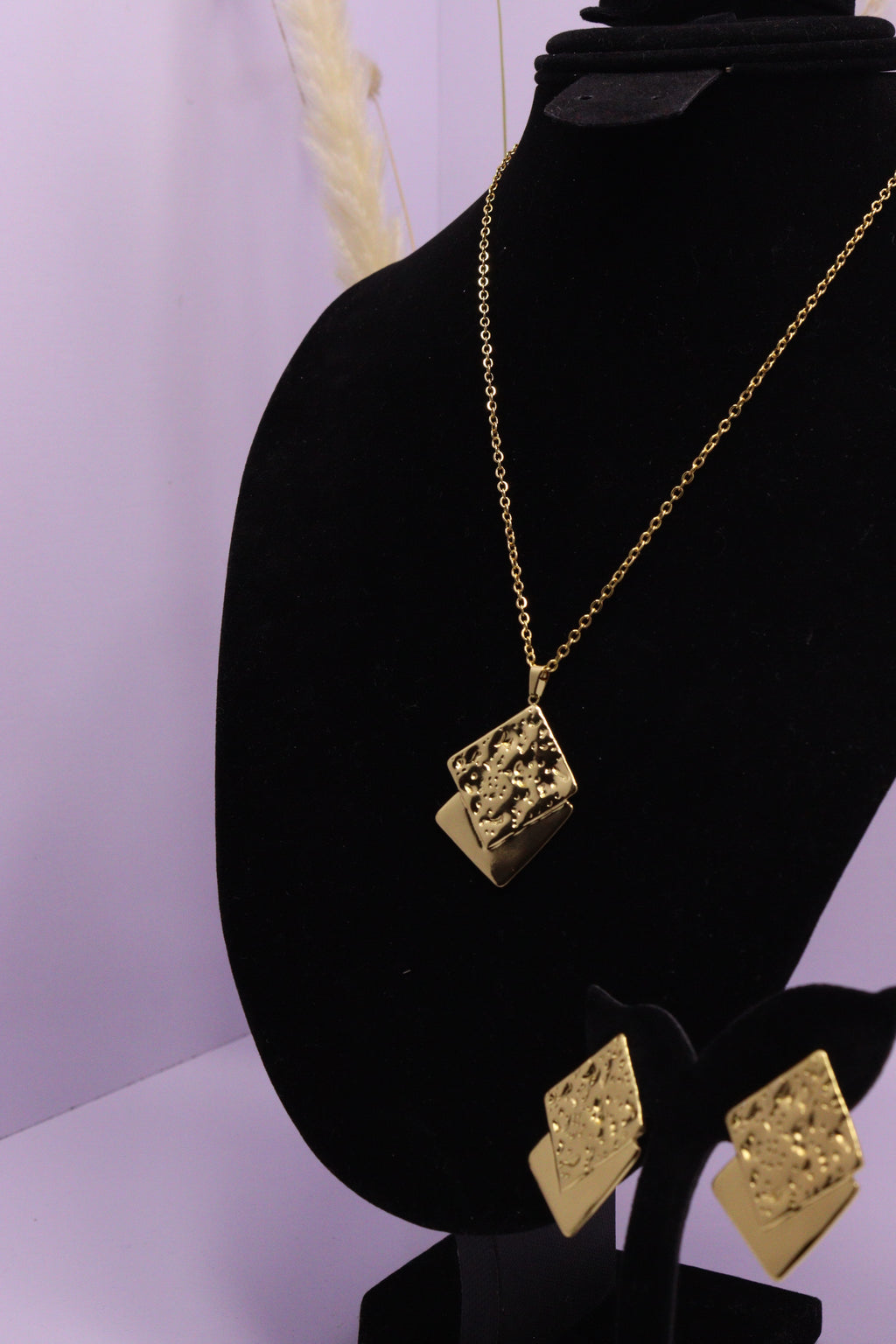 Diva Statement Sets Series 0060 - AZ Golden Set