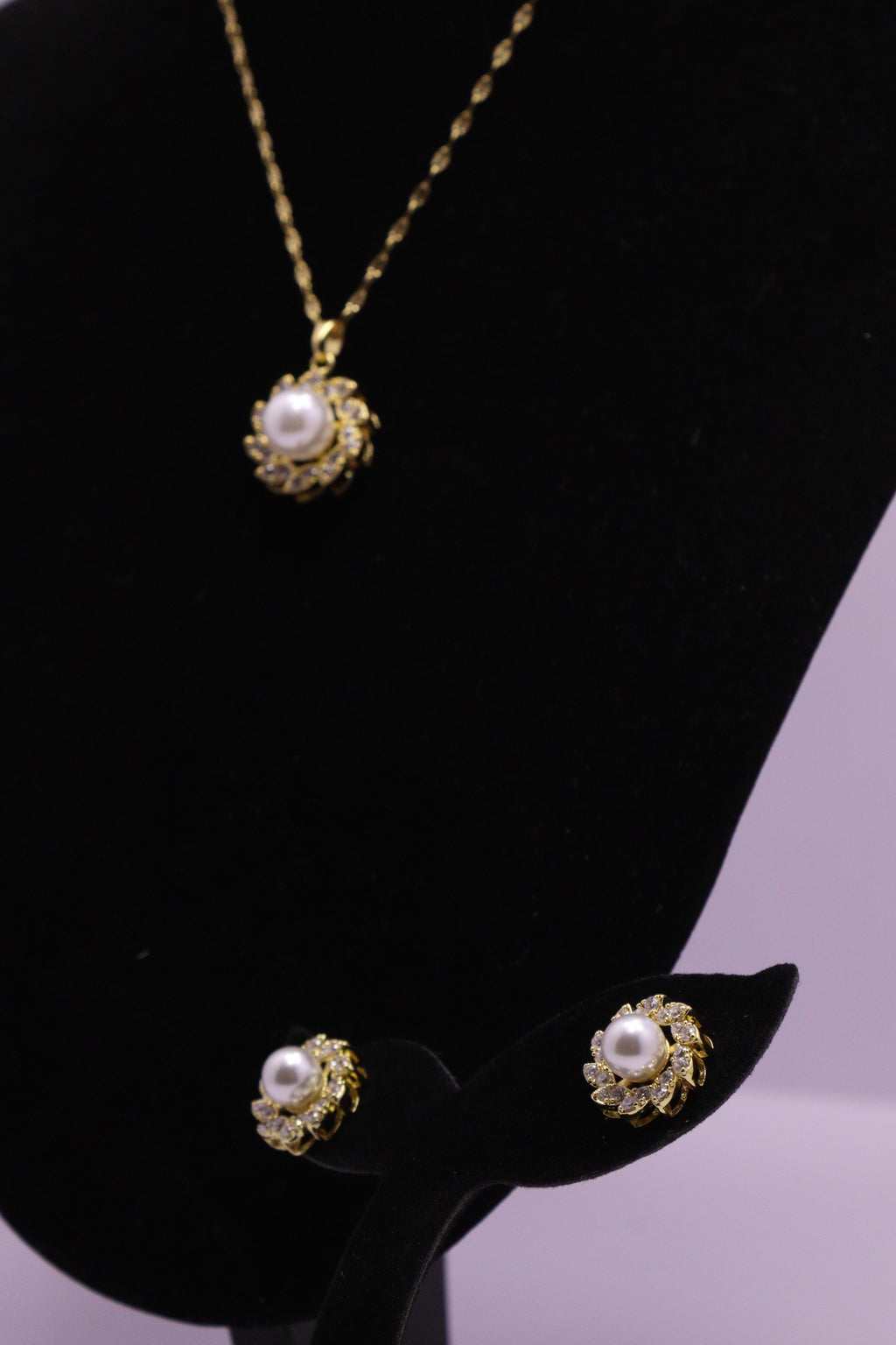 Diva Statement Sets Series 0061 - AZ Golden Set