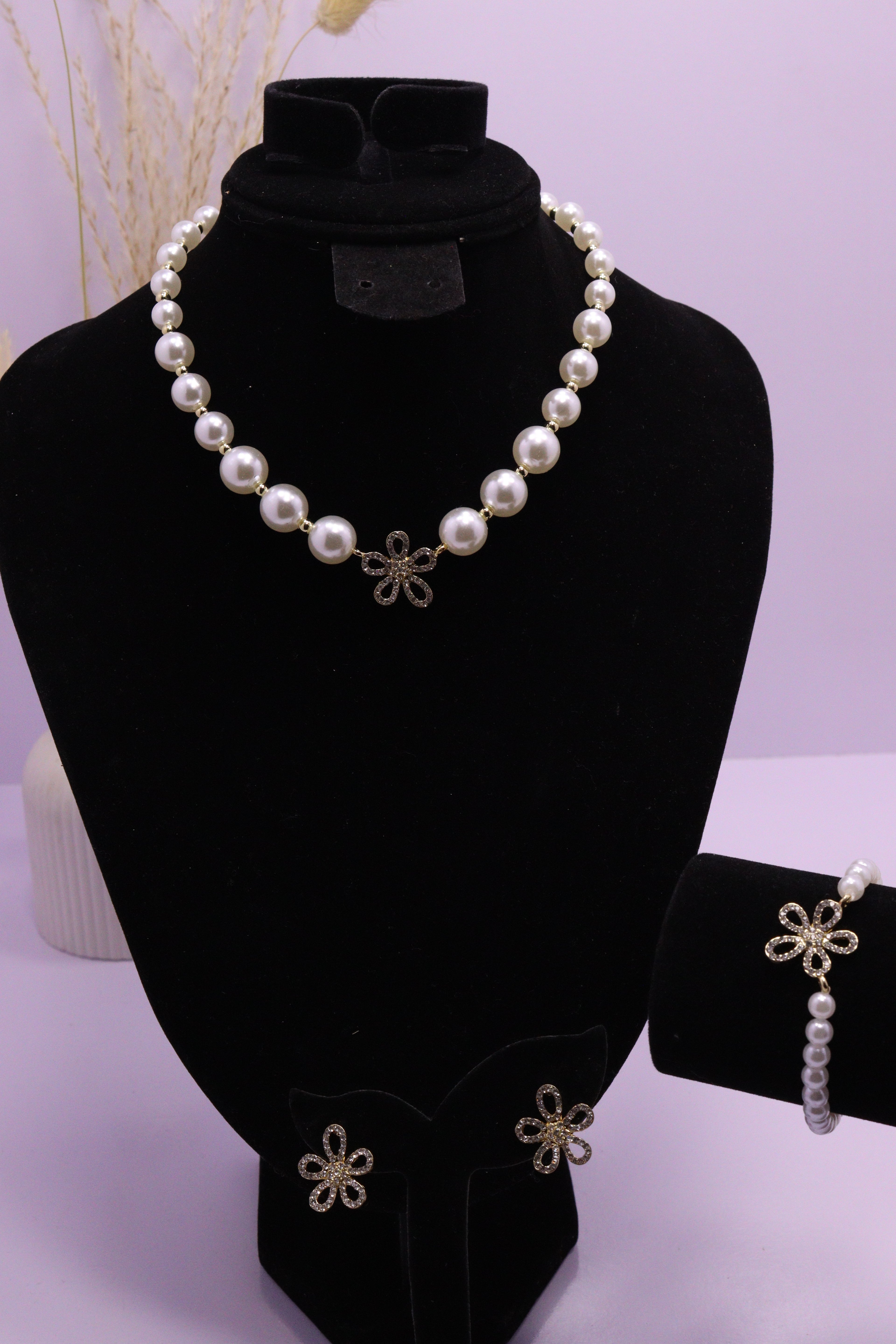 Diva Statement Sets Series 0063 - AZ Golden Set