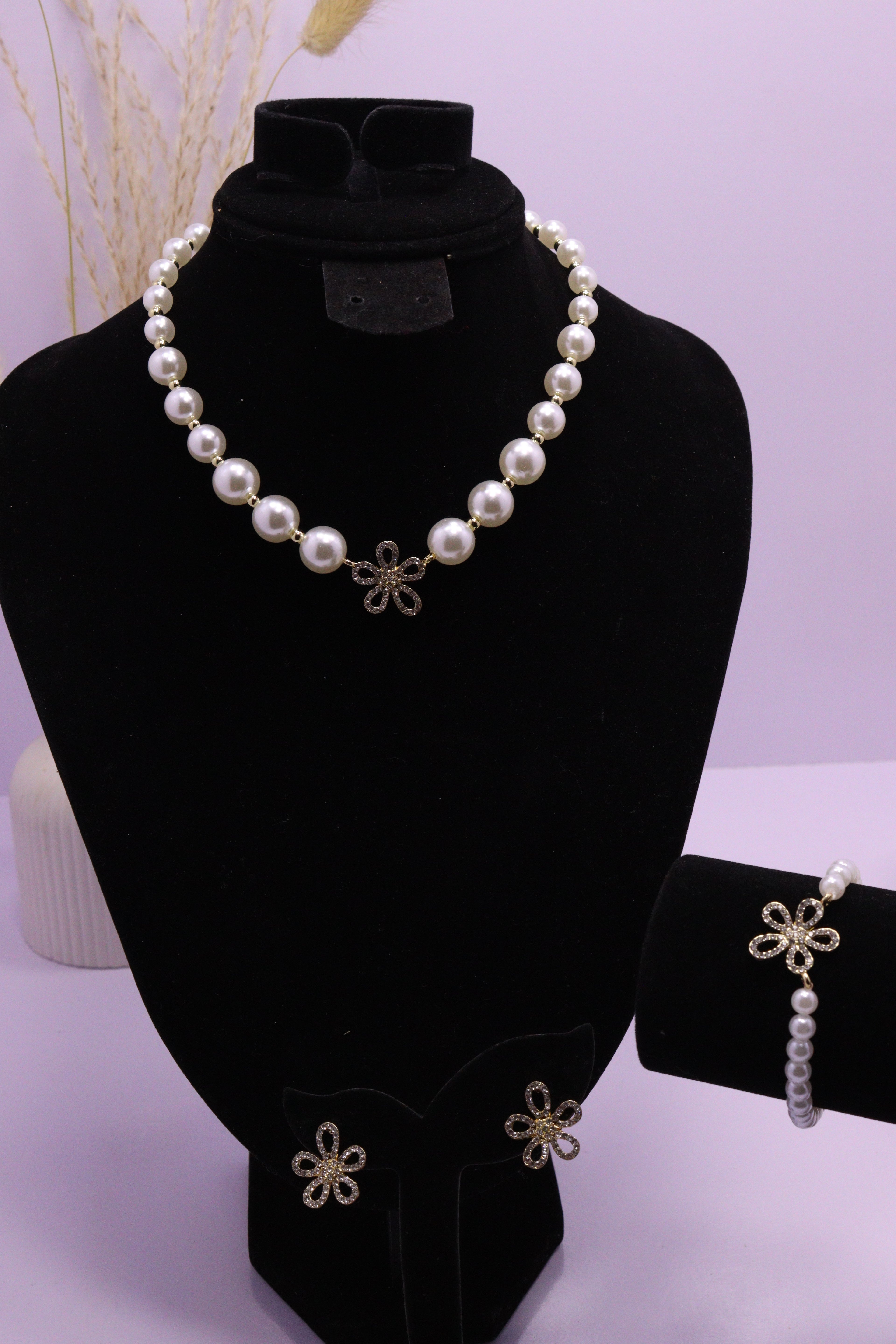 Diva Statement Sets Series 0063 - AZ Golden Set