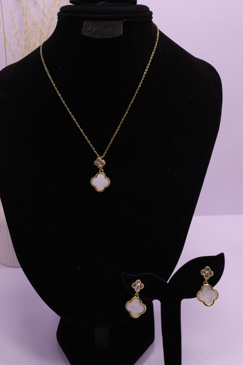 Diva Statement Sets Series 0069 - AZ Golden Set