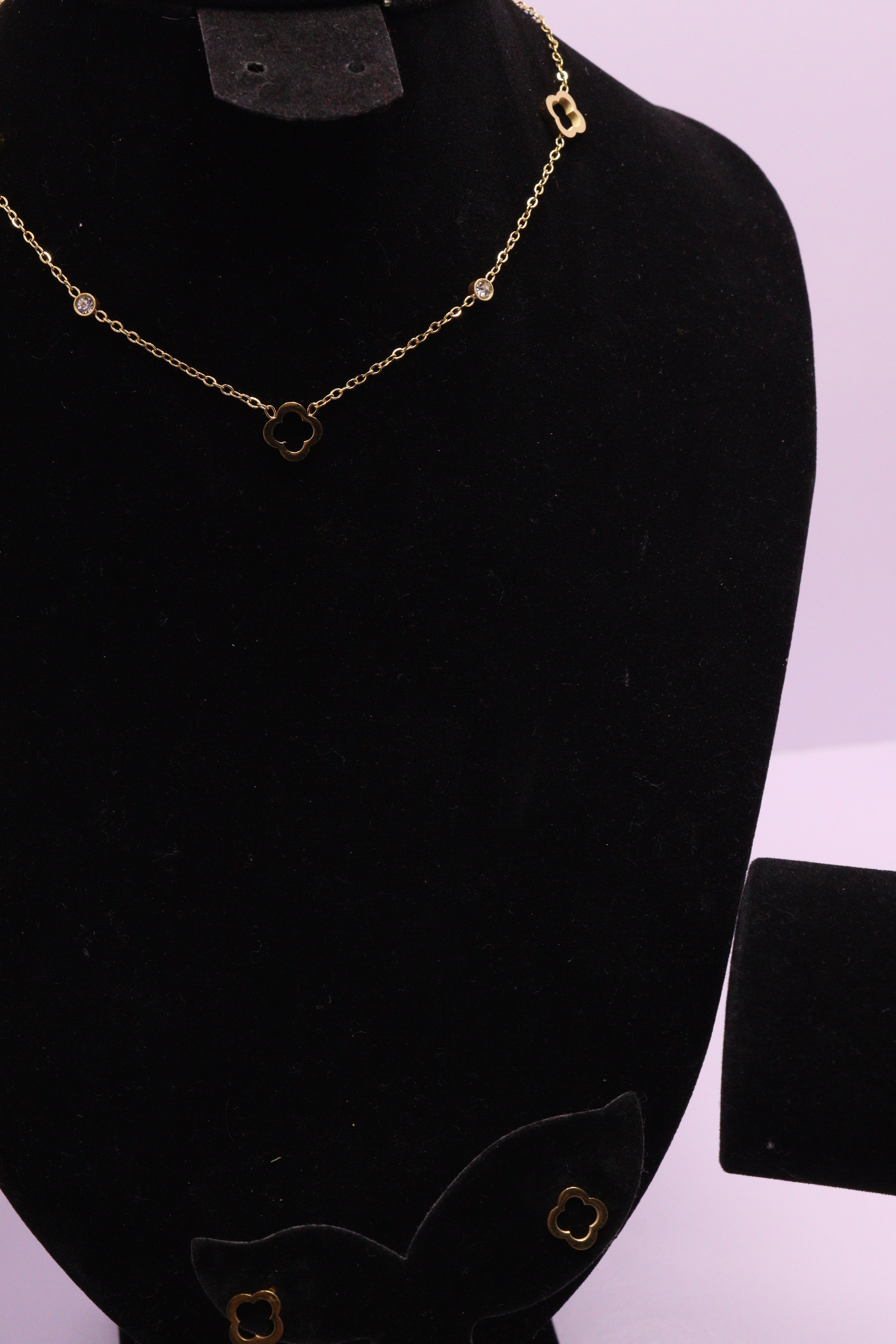 Diva Statement Sets Series 0071 - AZ Golden Set