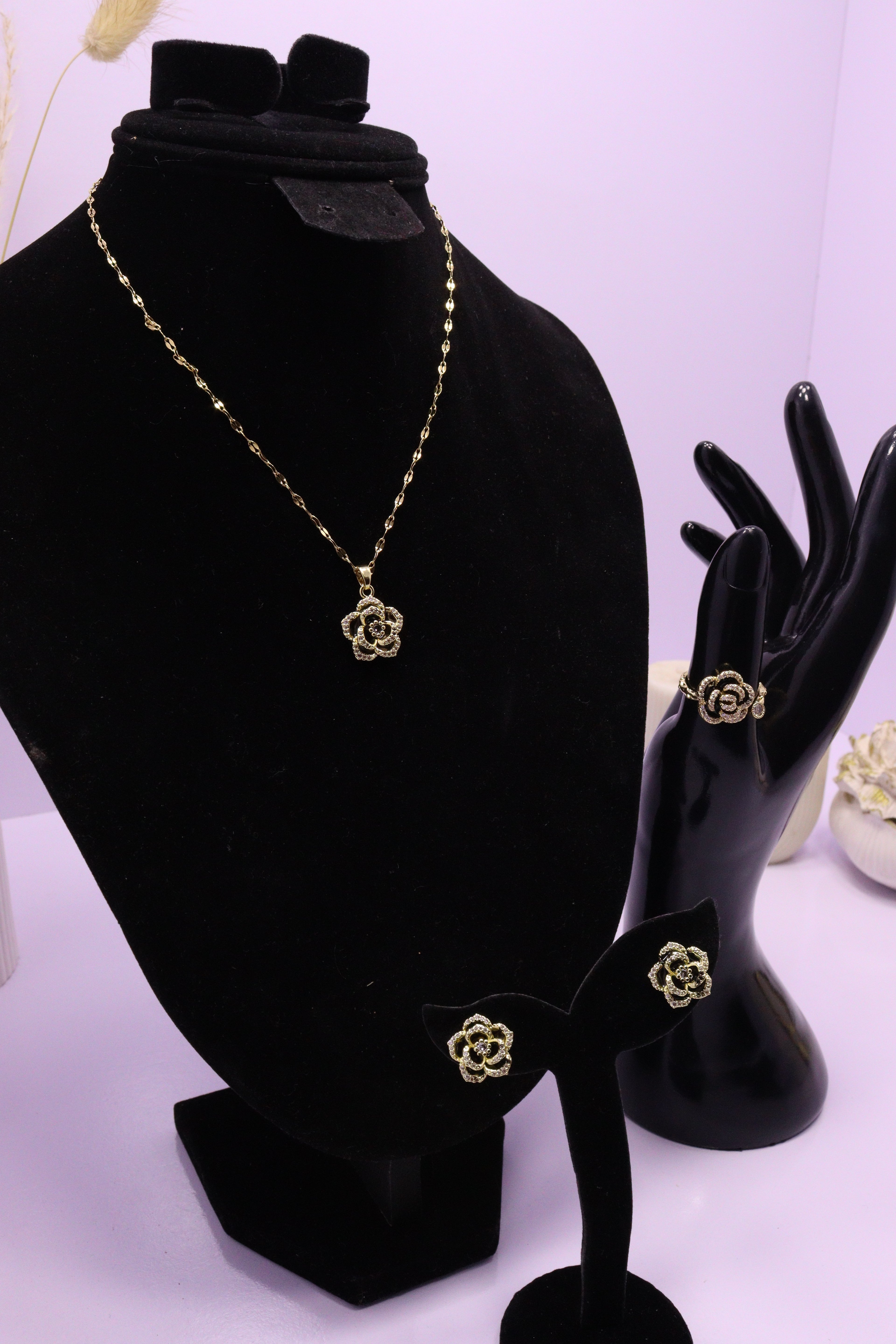 Diva Statement Sets Series 0072 - AZ Golden Set