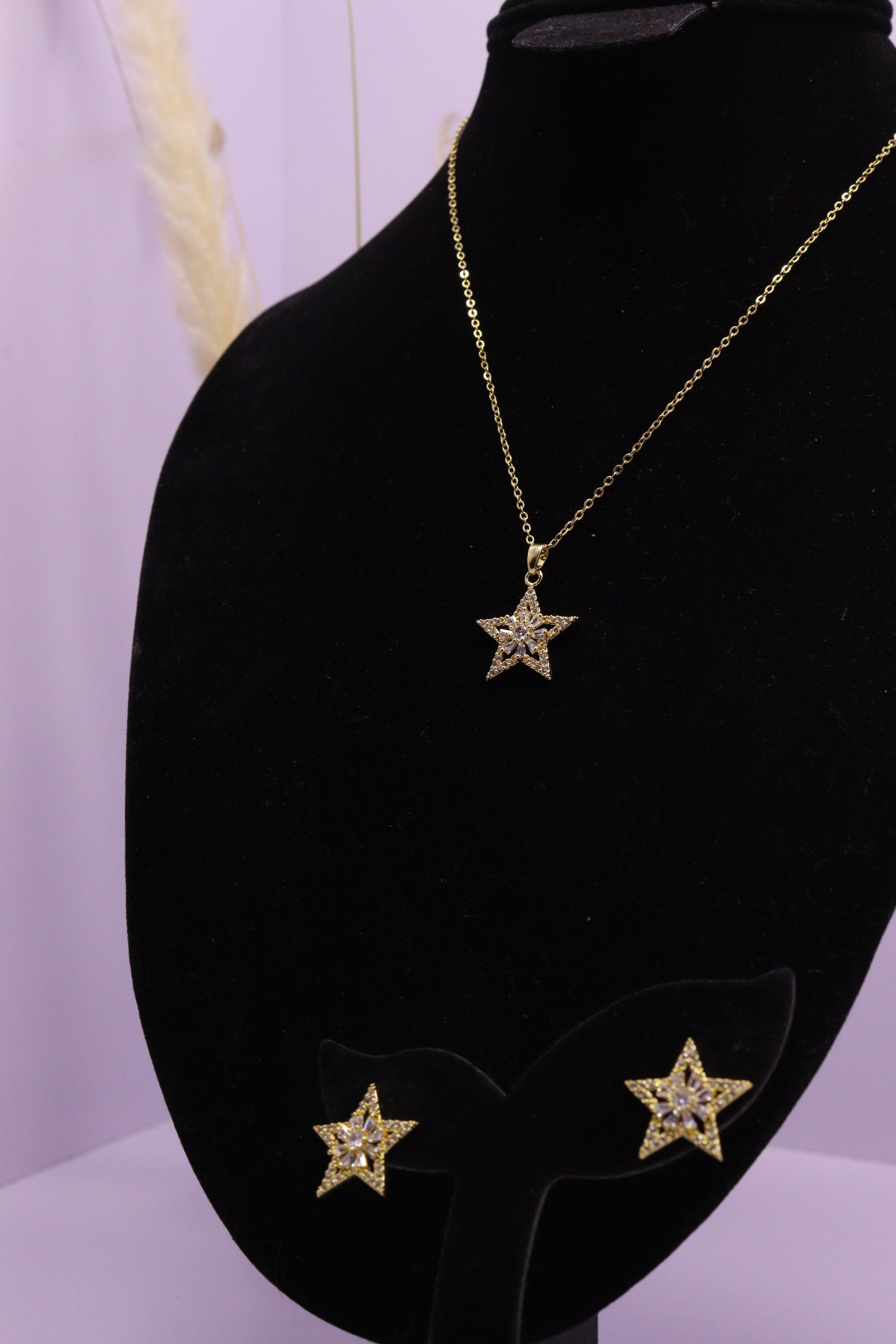 Diva Statement Sets Series 0085 - AZ Golden Set