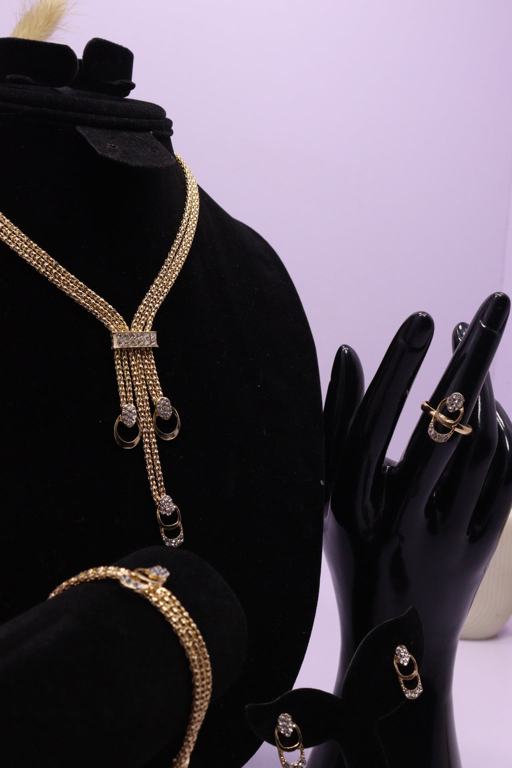 Diva Statement Sets Series 0087 - AZ Golden Set