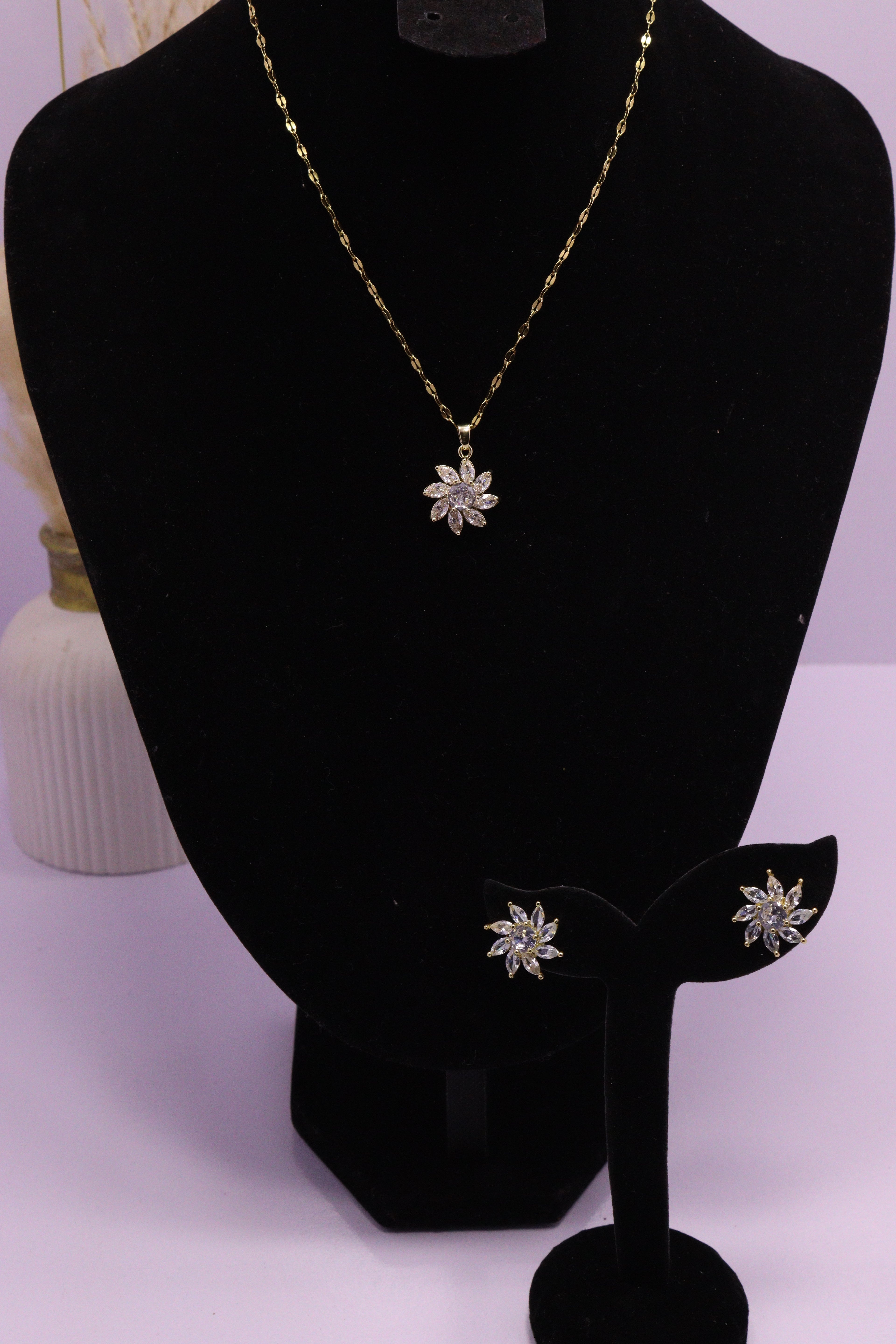 Diva Statement Sets Series 0089 - AZ Golden Set