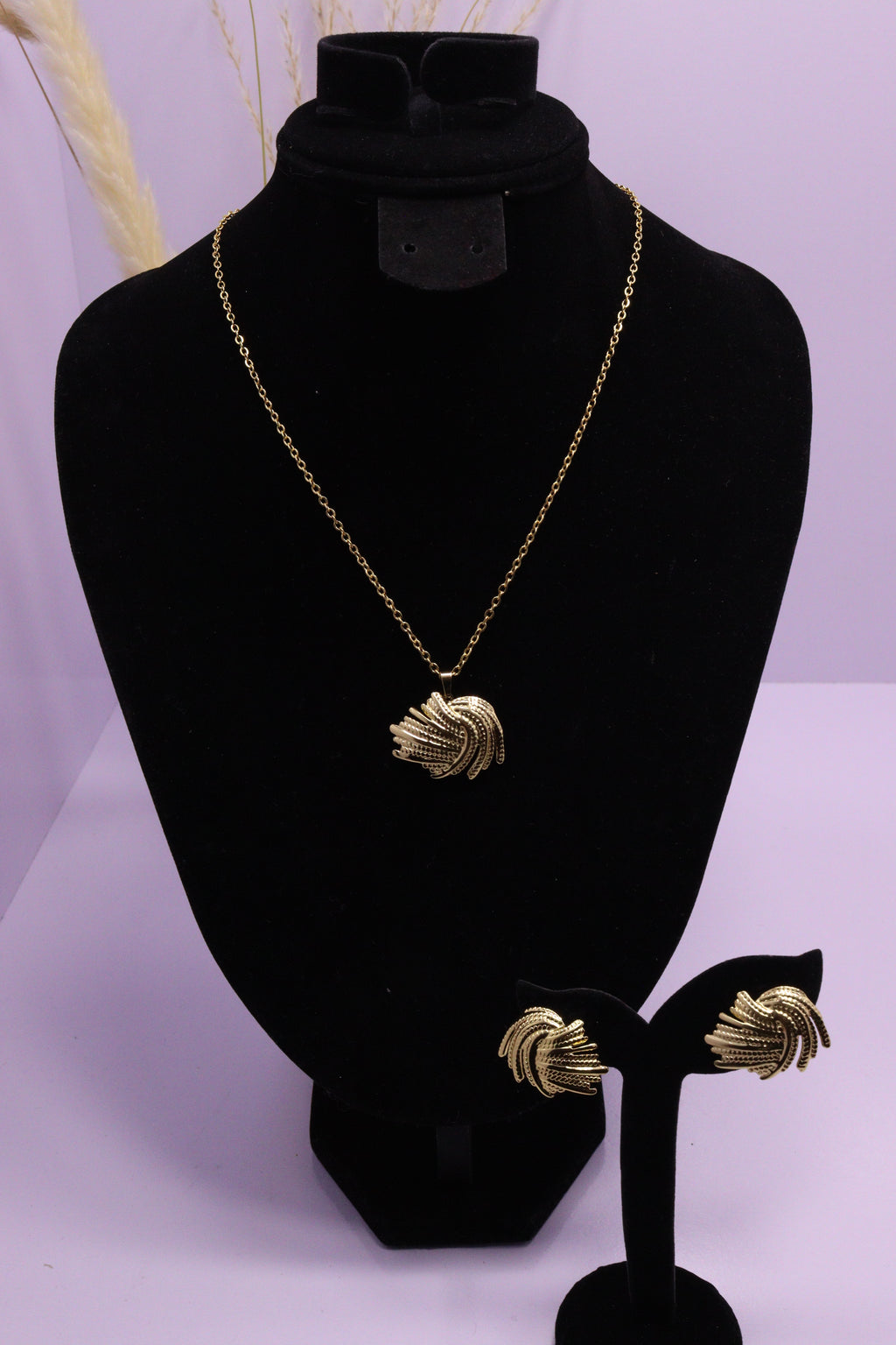 Diva Statement Sets Series 0096 - AZ Golden Set