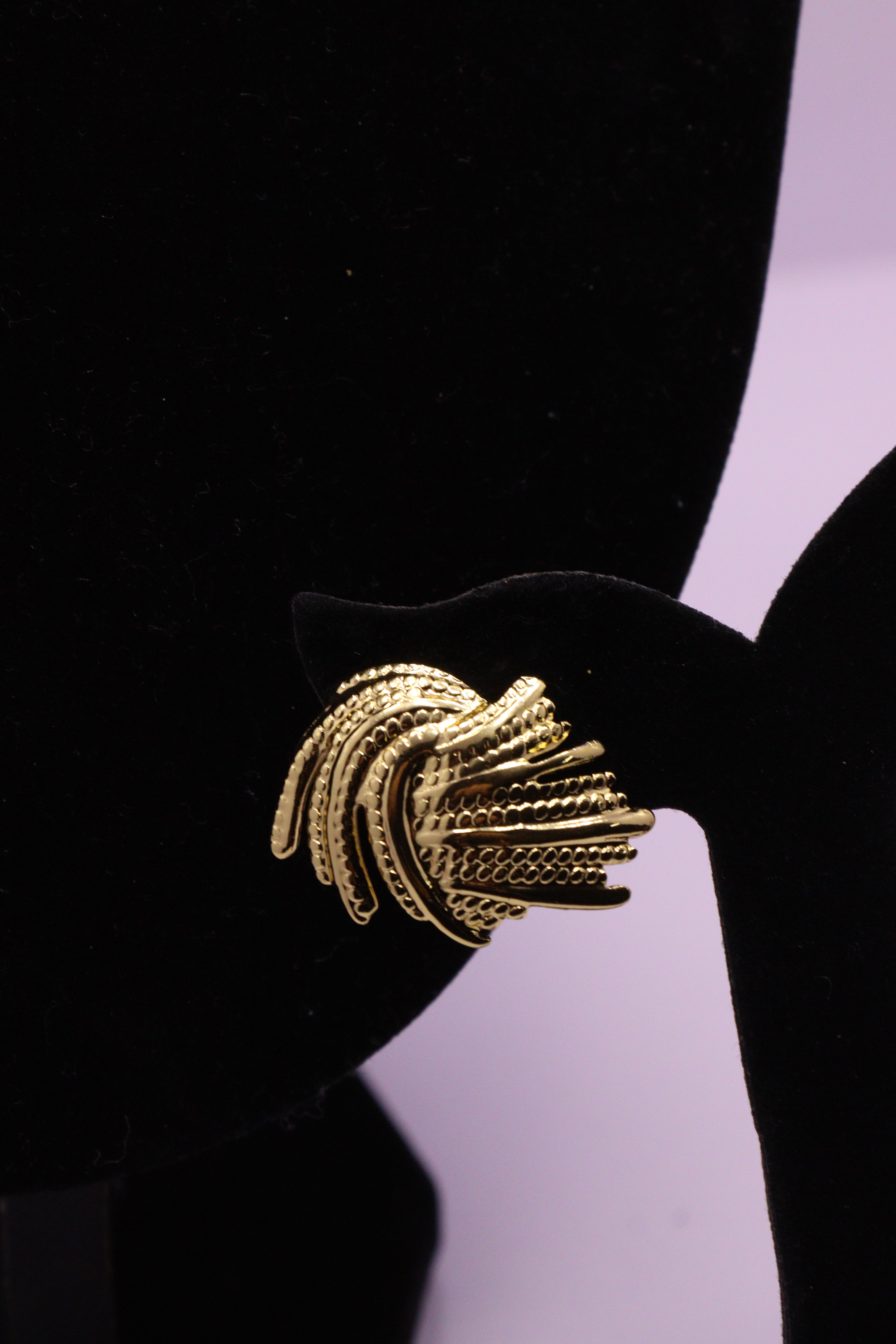 Diva Statement Sets Series 0096 - AZ Golden Set