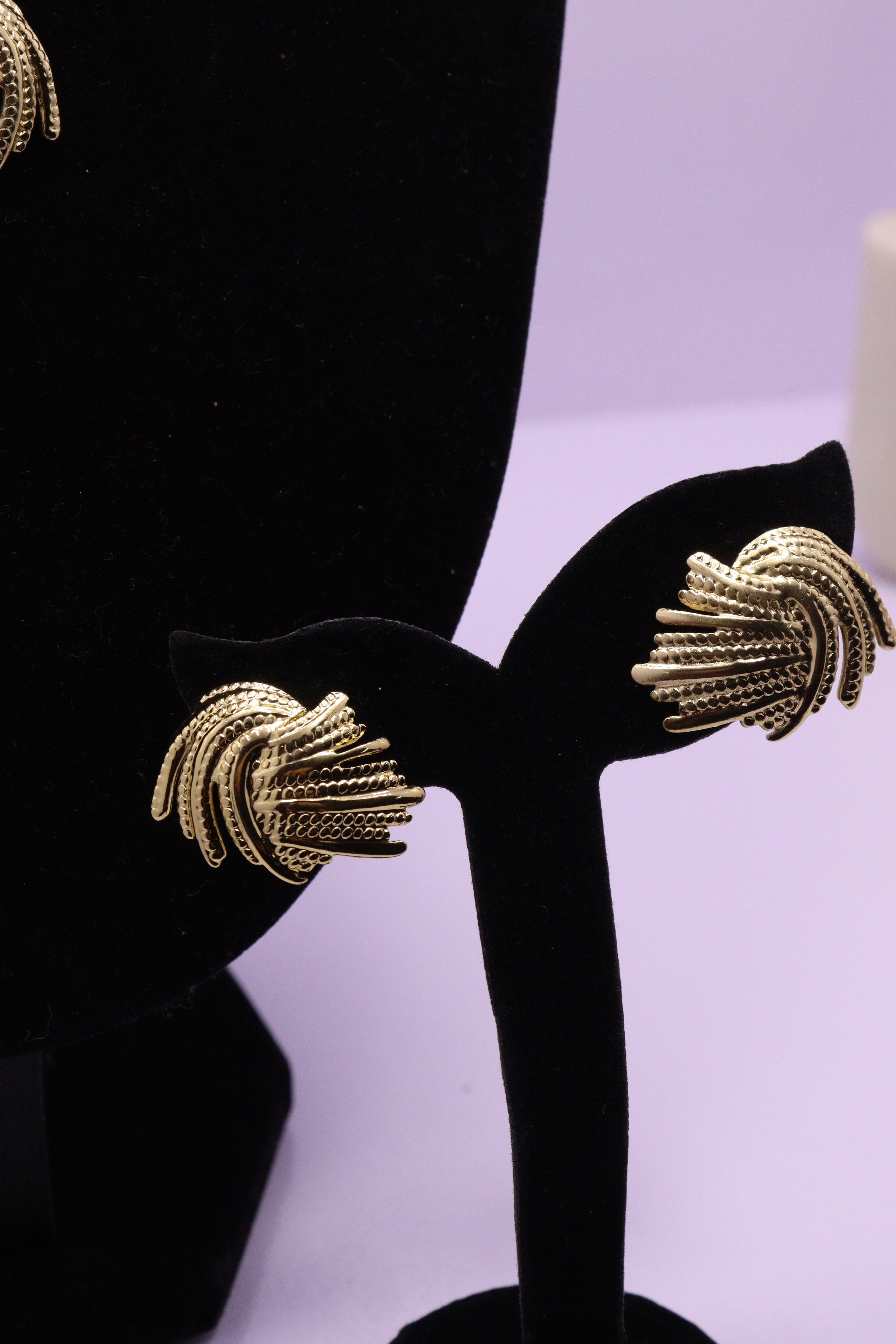 Diva Statement Sets Series 0096 - AZ Golden Set