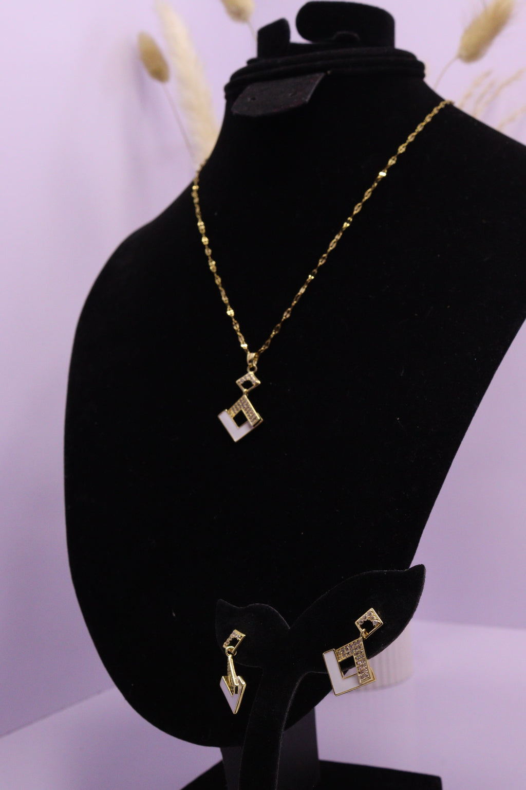 Diva Statement Sets Series 0097 - AZ Golden Set