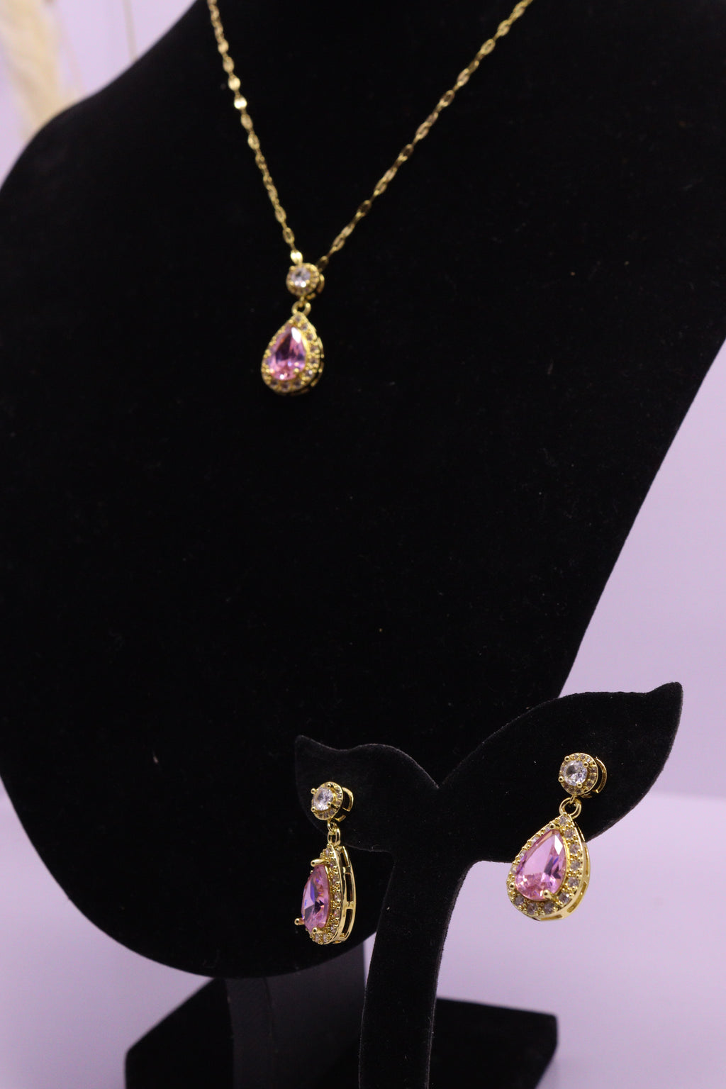 Diva Statement Sets Series 0101 - AZ Golden Set