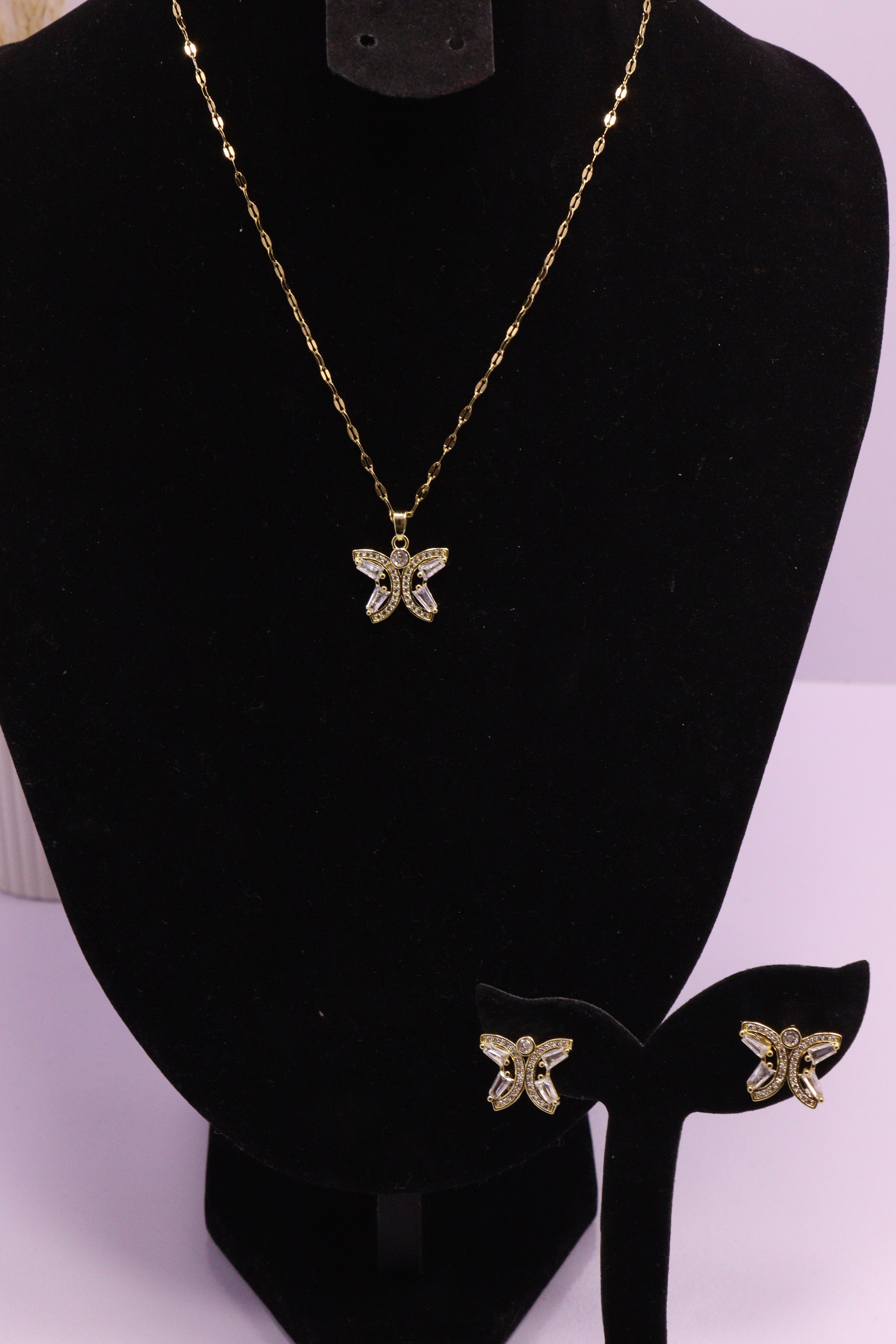 Diva Statement Sets Series 0106 - AZ Golden Set