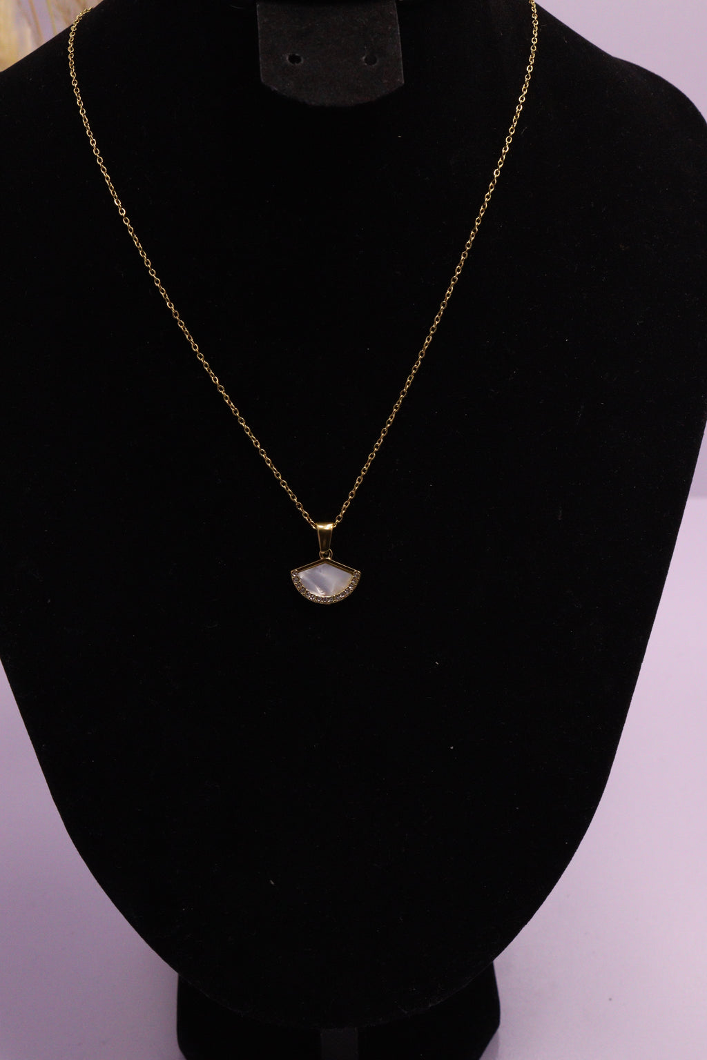 قلادة سيليستيا إيفر وير سيريز 0043 - AZ الذهبية