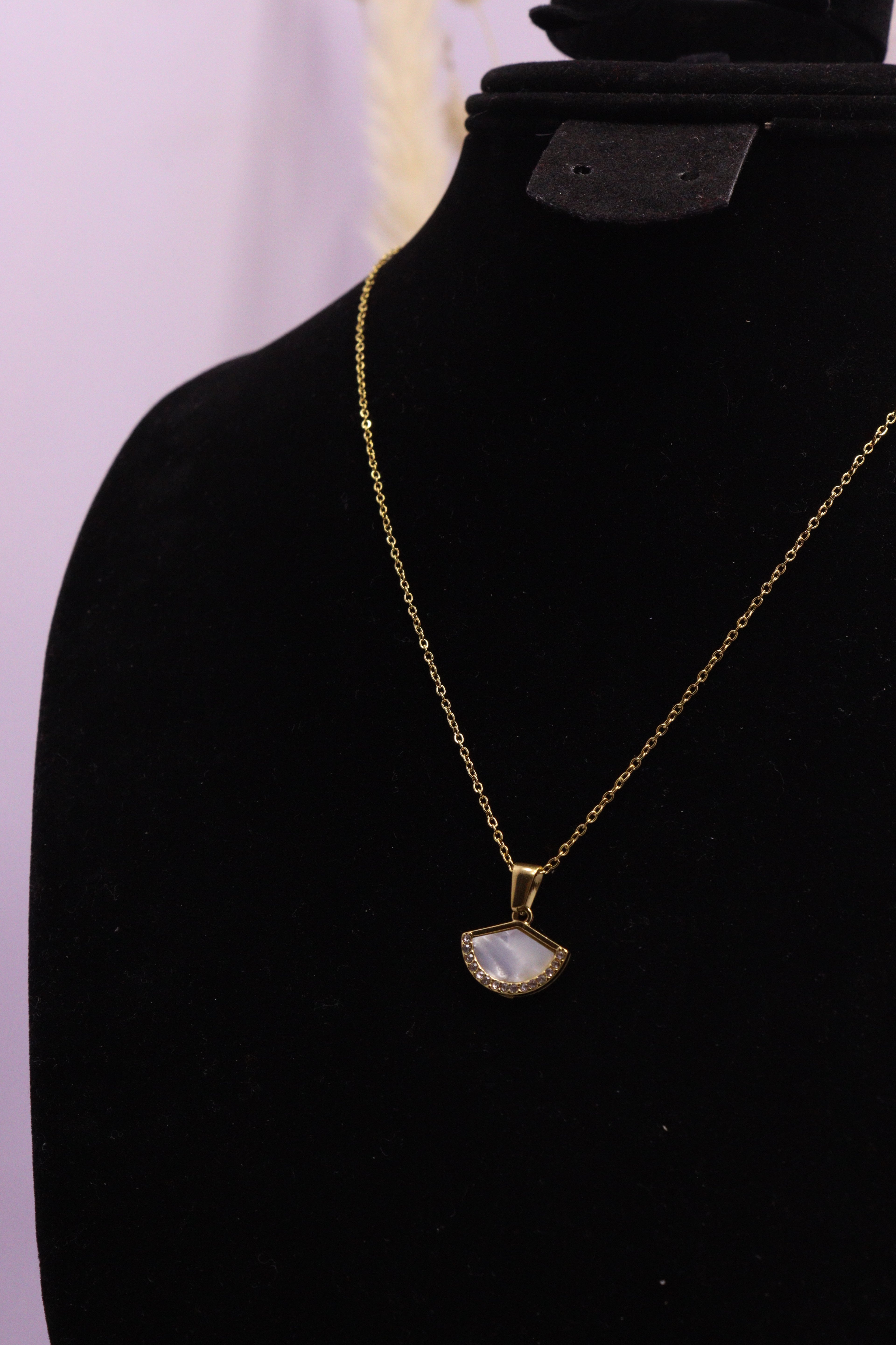 Celestia EverWear Series 0043 - AZ Golden Pendant