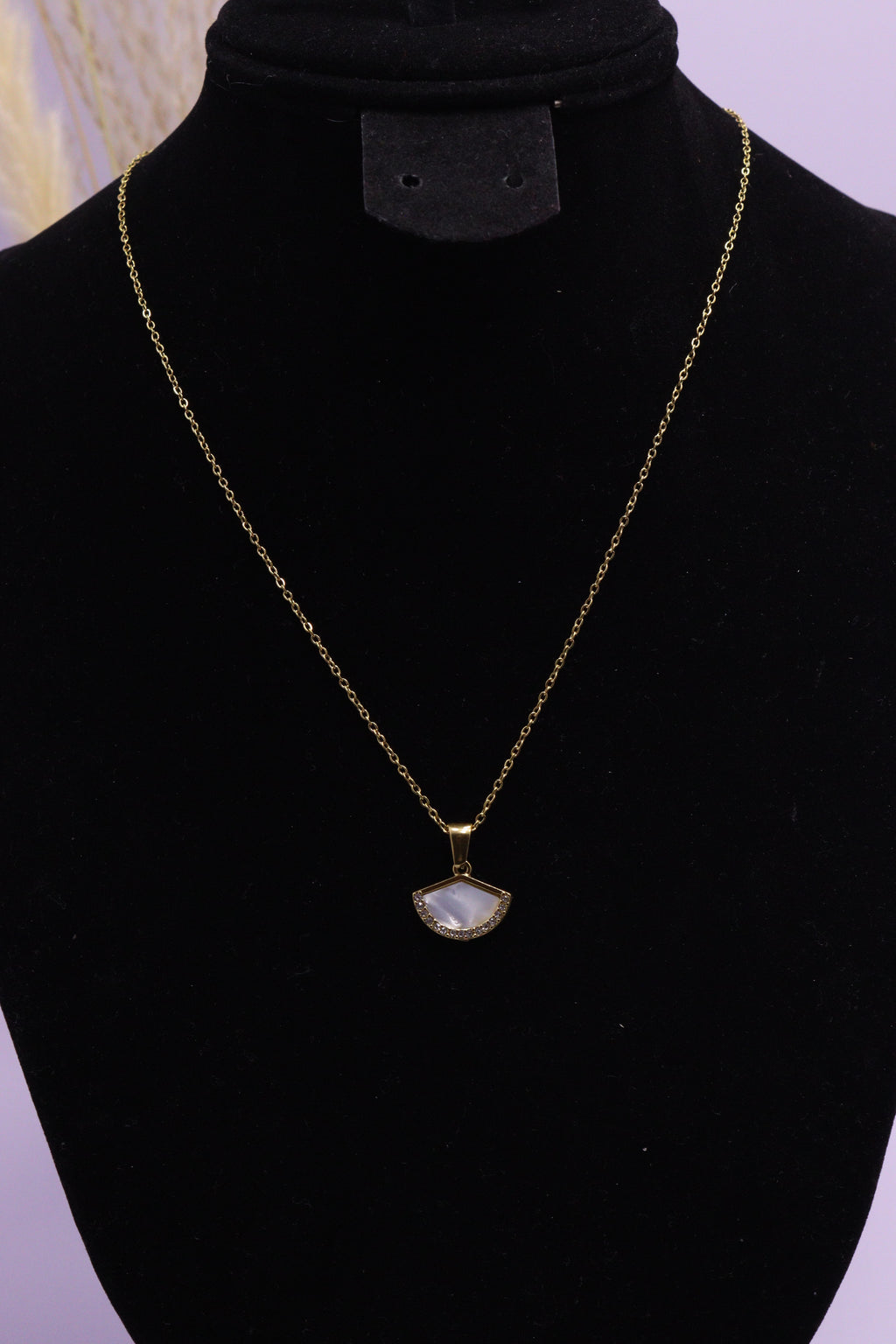 قلادة سيليستيا إيفر وير سيريز 0043 - AZ الذهبية