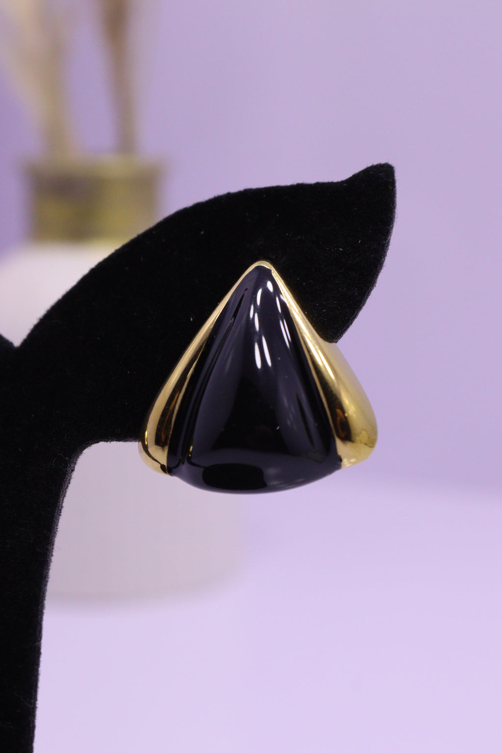 Bold Glow Series 0010 - AZ Golden Ear ring