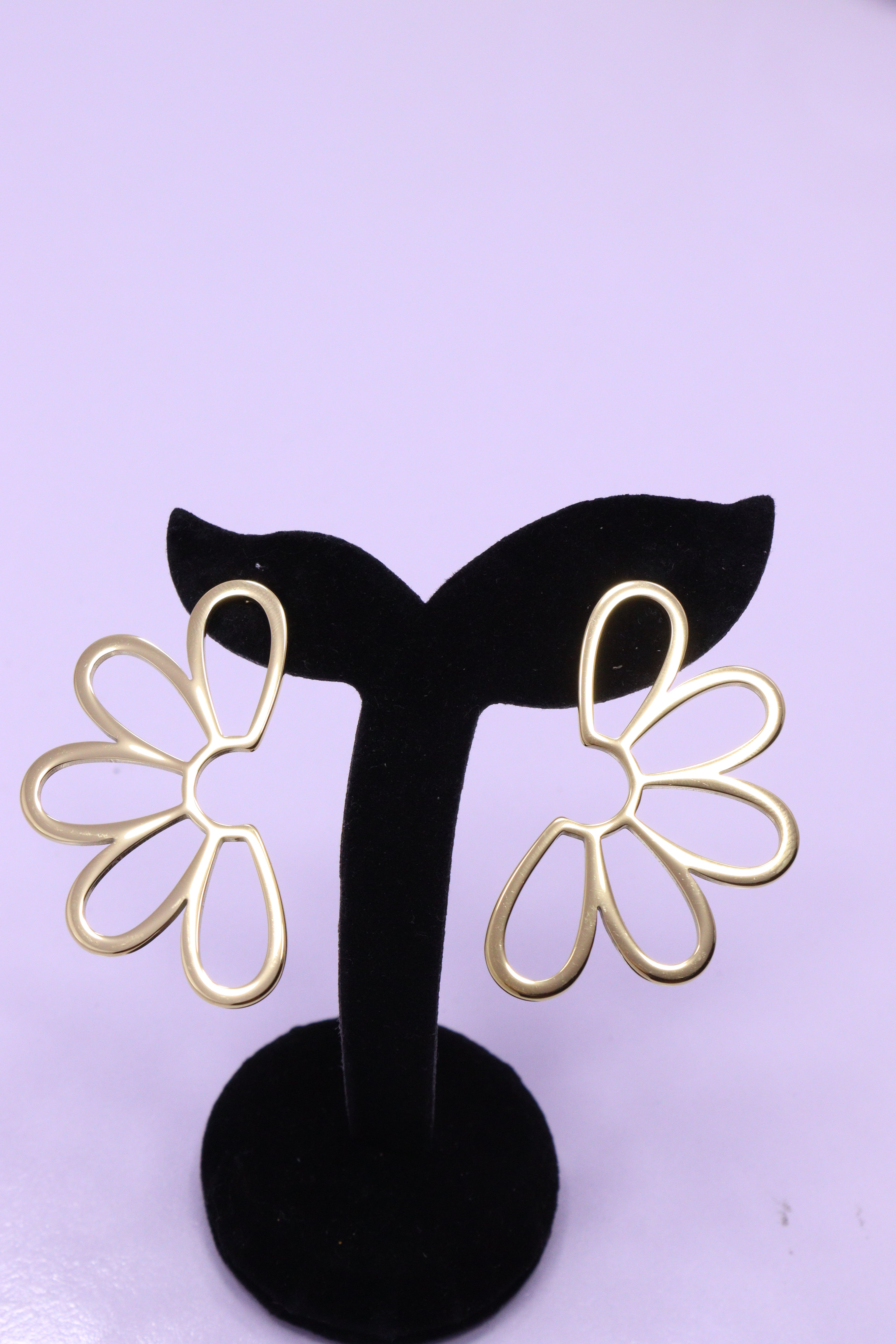 Bold Glow Series 0011 - AZ Golden Ear ring