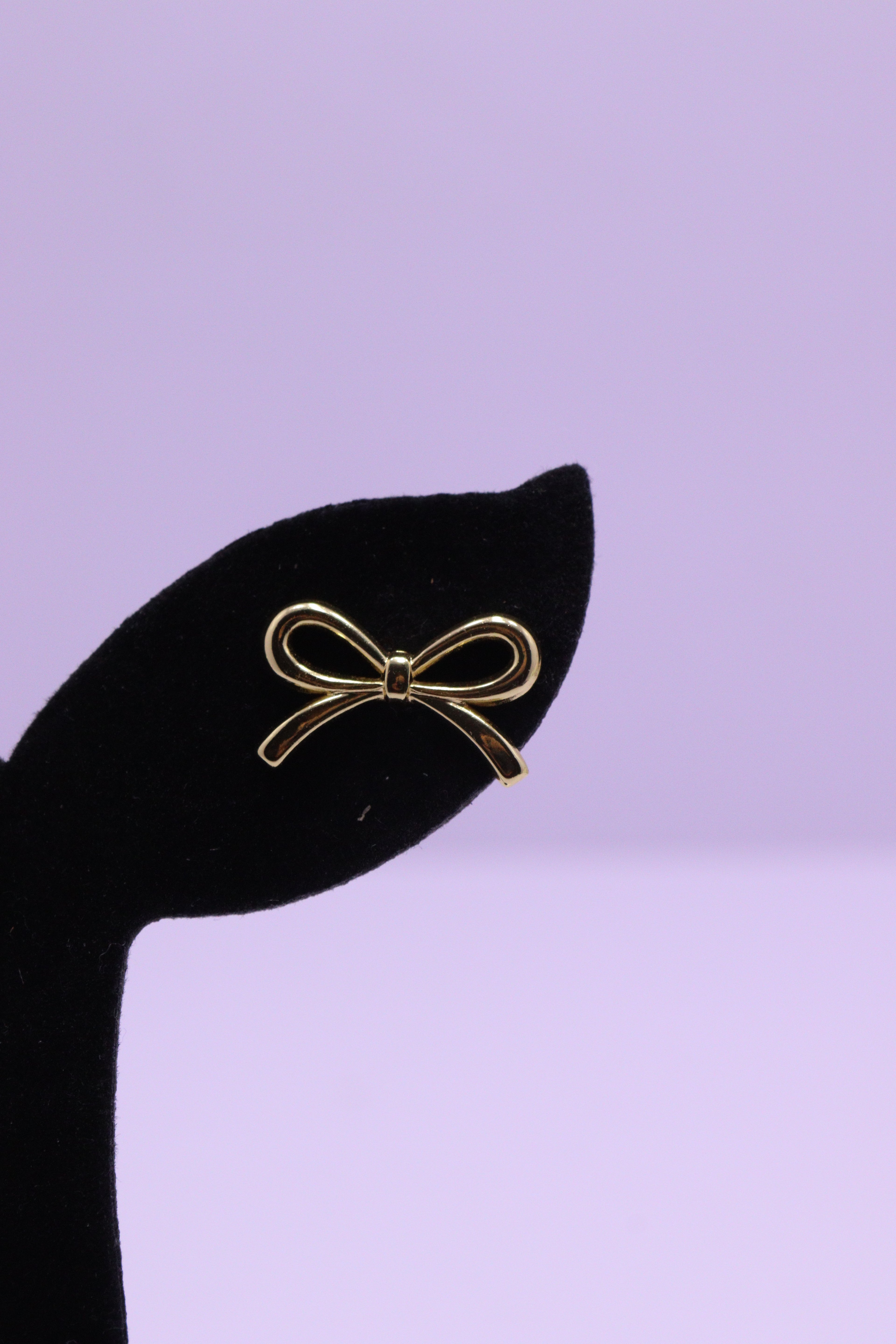 Bold Glow Series 0014 - AZ Golden Ear ring