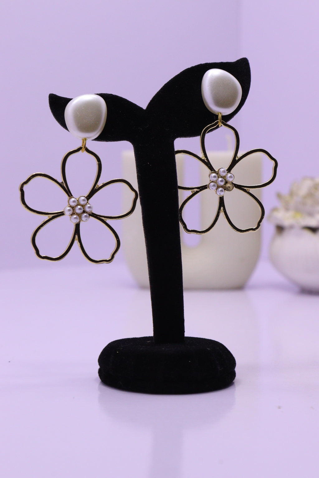 Bold Glow Series 0018 - AZ Golden Ear ring