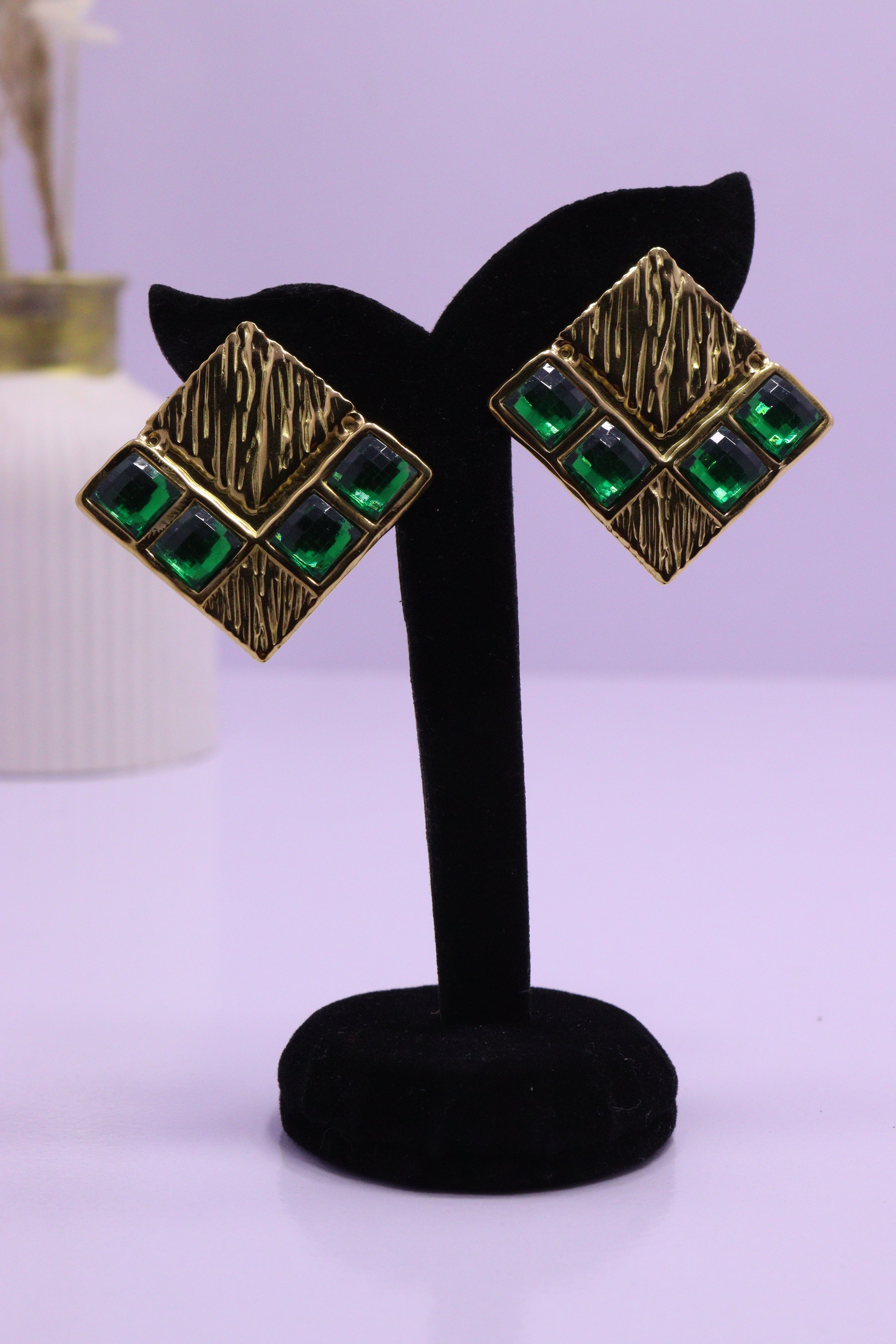 Bold Glow Series 0023 - AZ Golden Ear ring