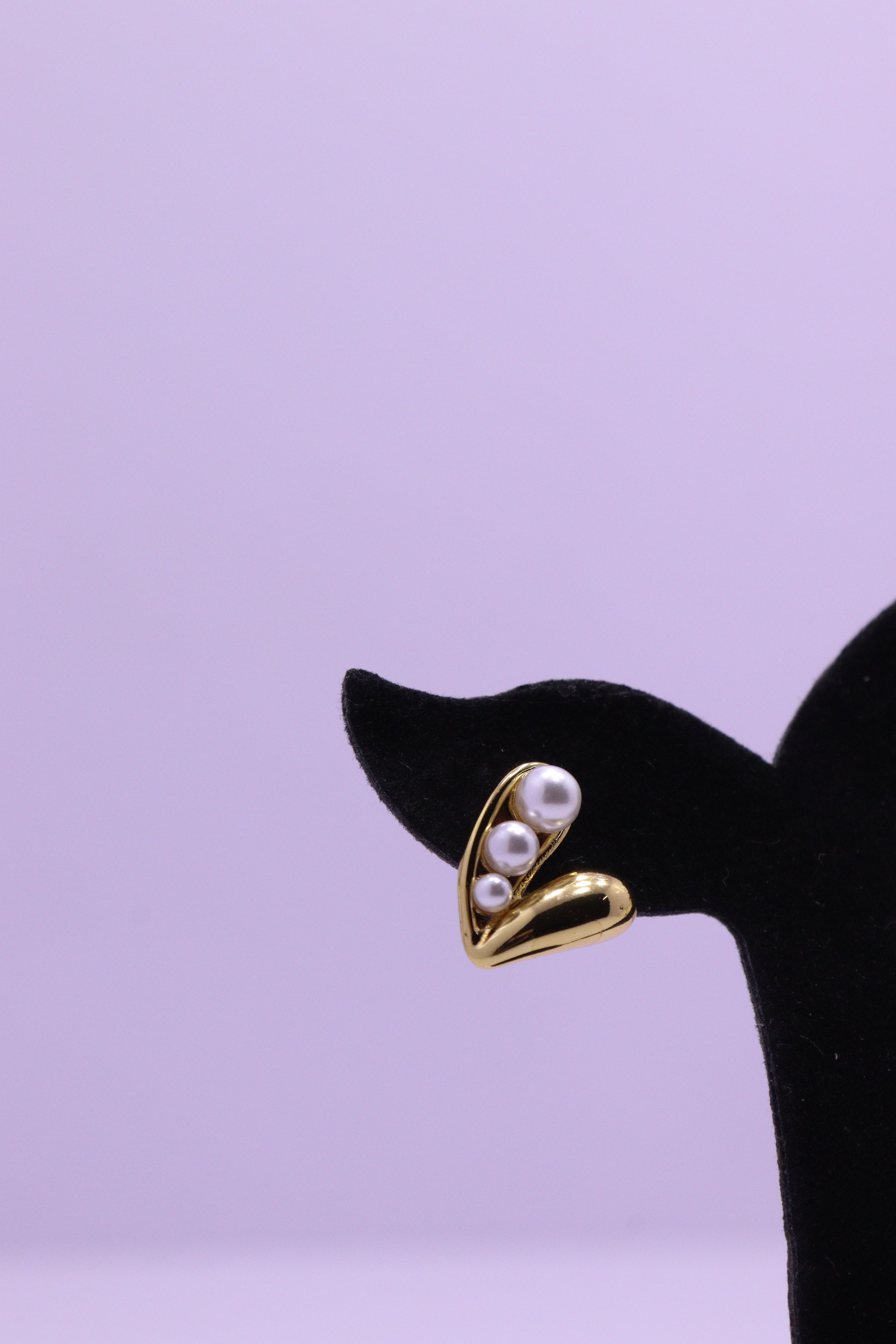 Bold Glow Series 0025 - AZ Golden Ear ring