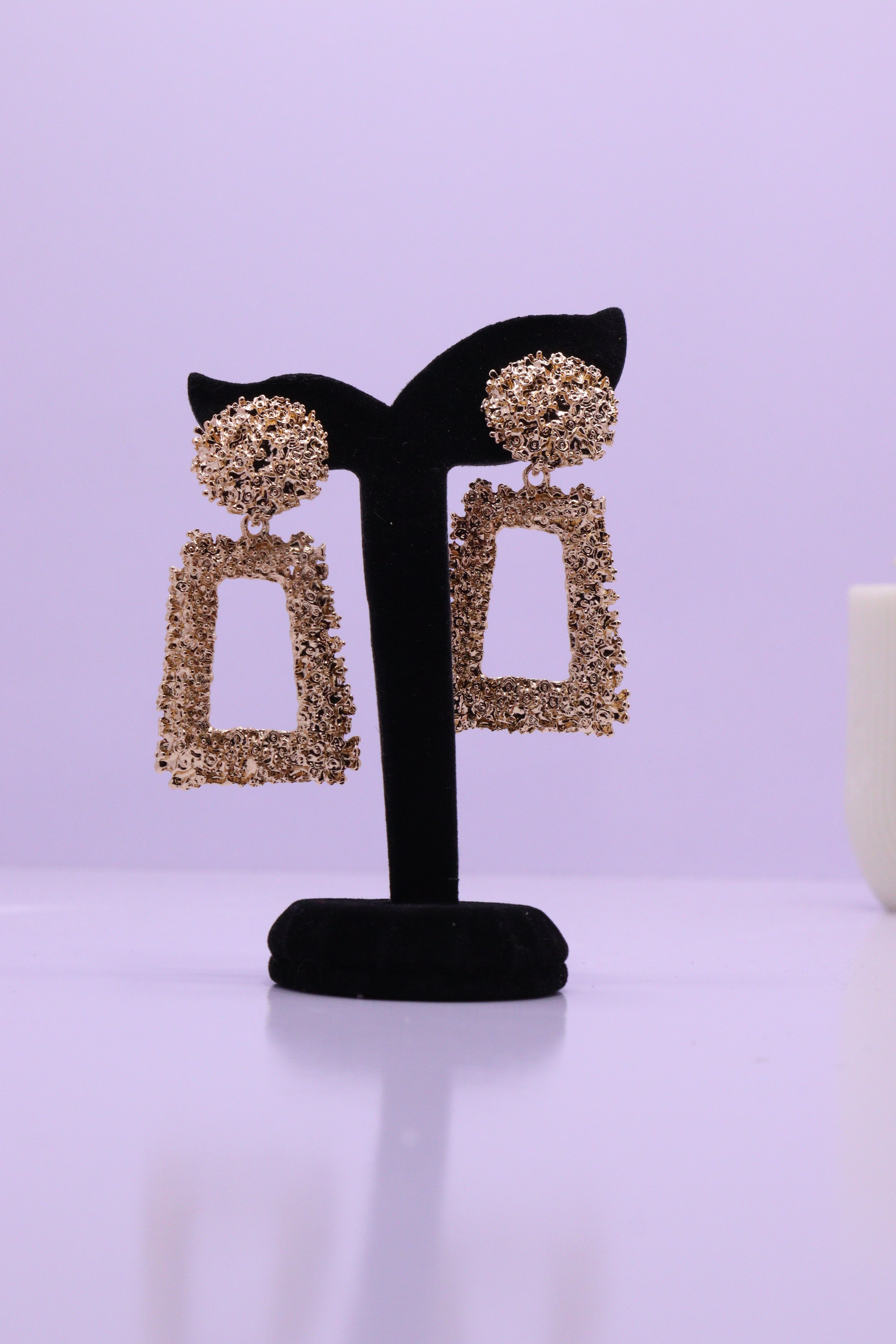 Bold Glow Series 0026 - AZ Golden Ear ring