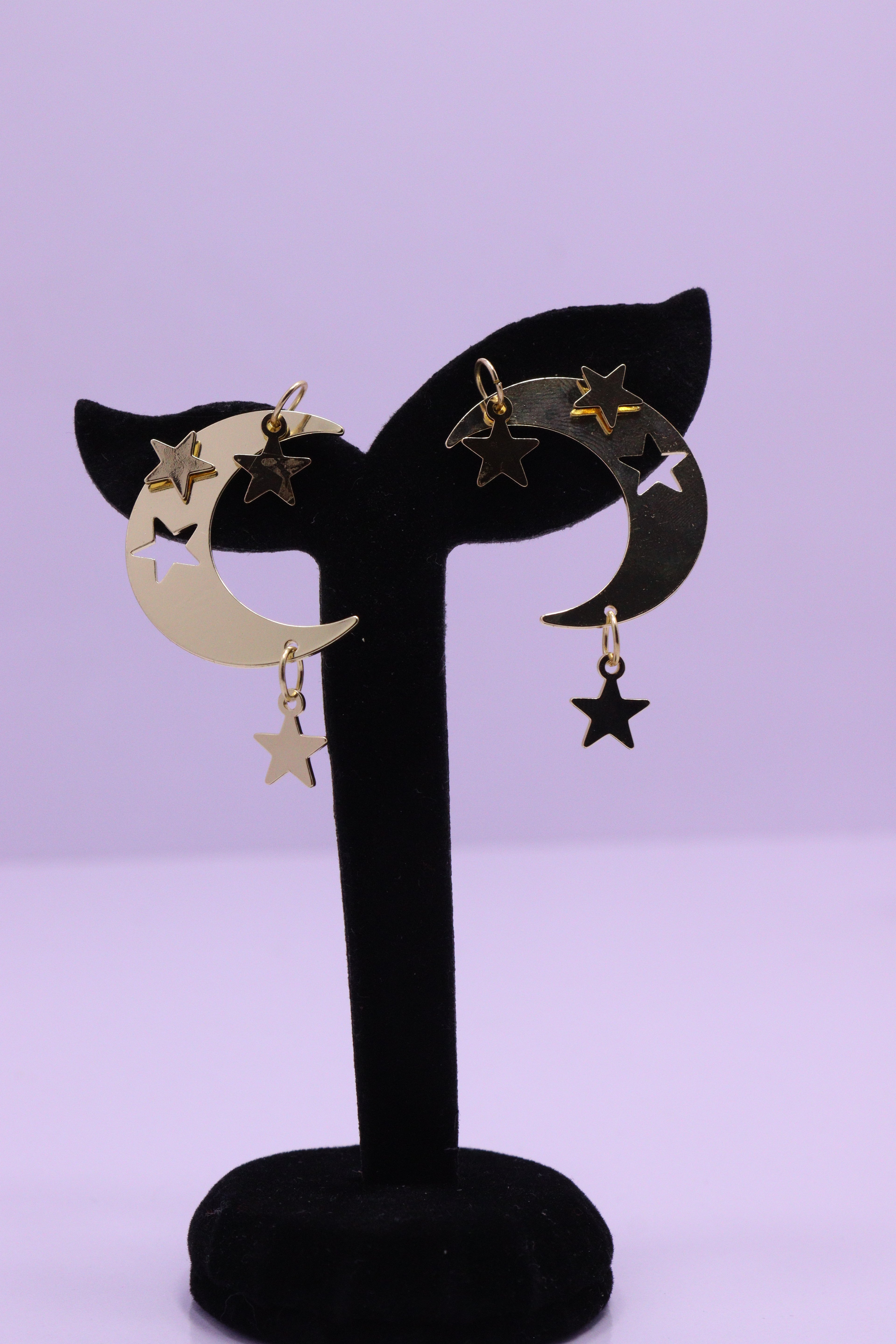 Bold Glow Series 0028 - AZ Golden Ear ring