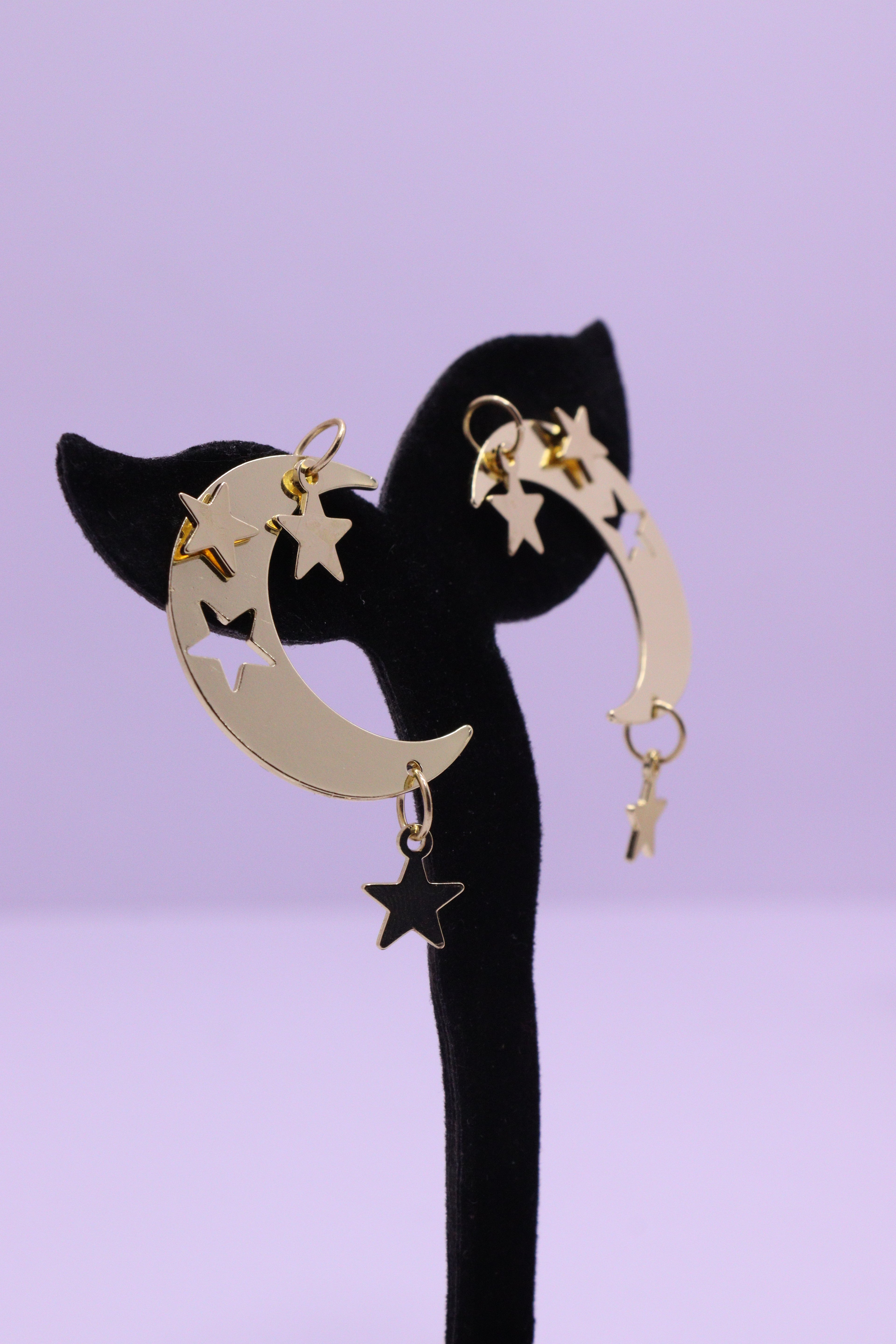 Bold Glow Series 0028 - AZ Golden Ear ring