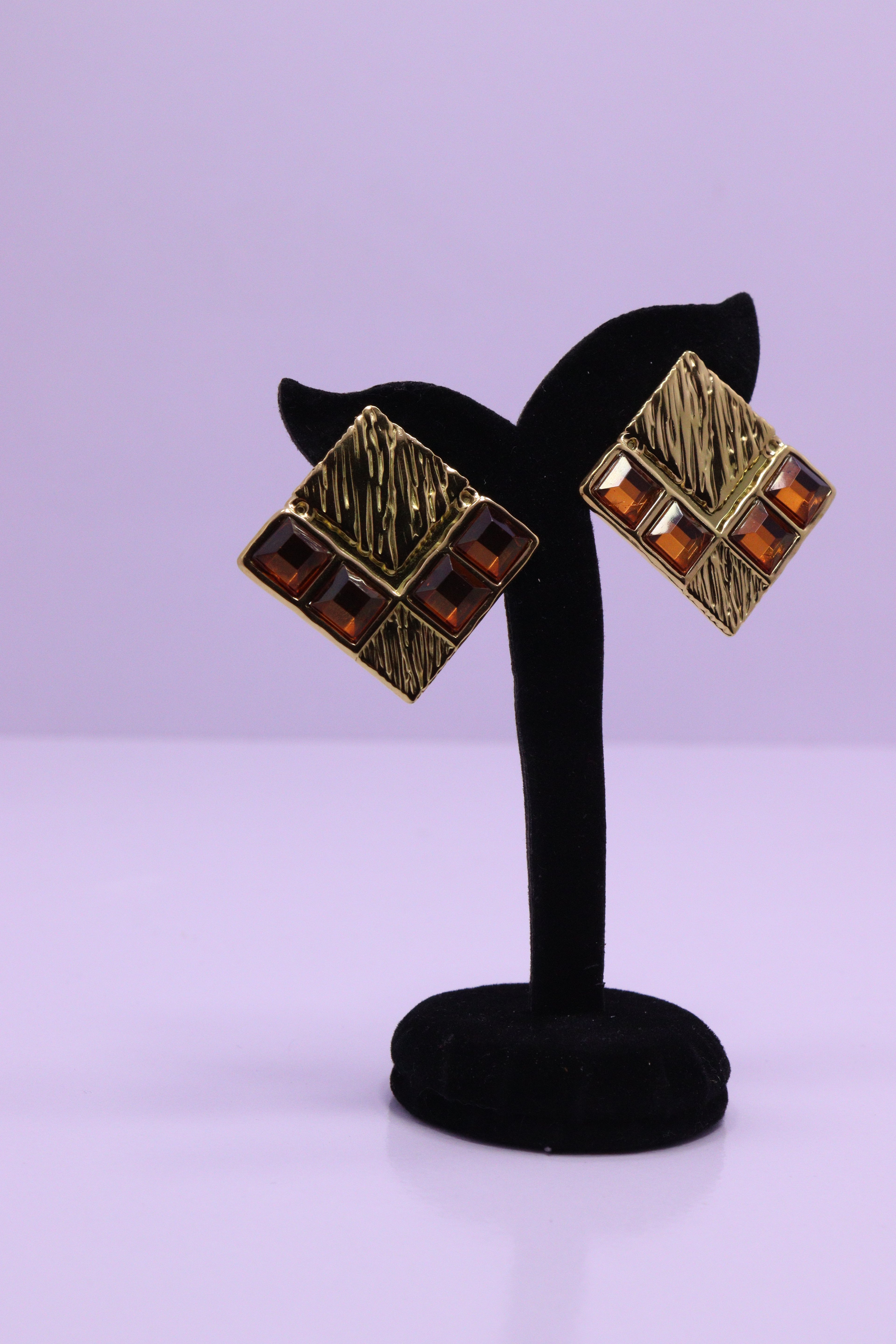 Bold Glow Series 0024 - AZ Golden Ear ring