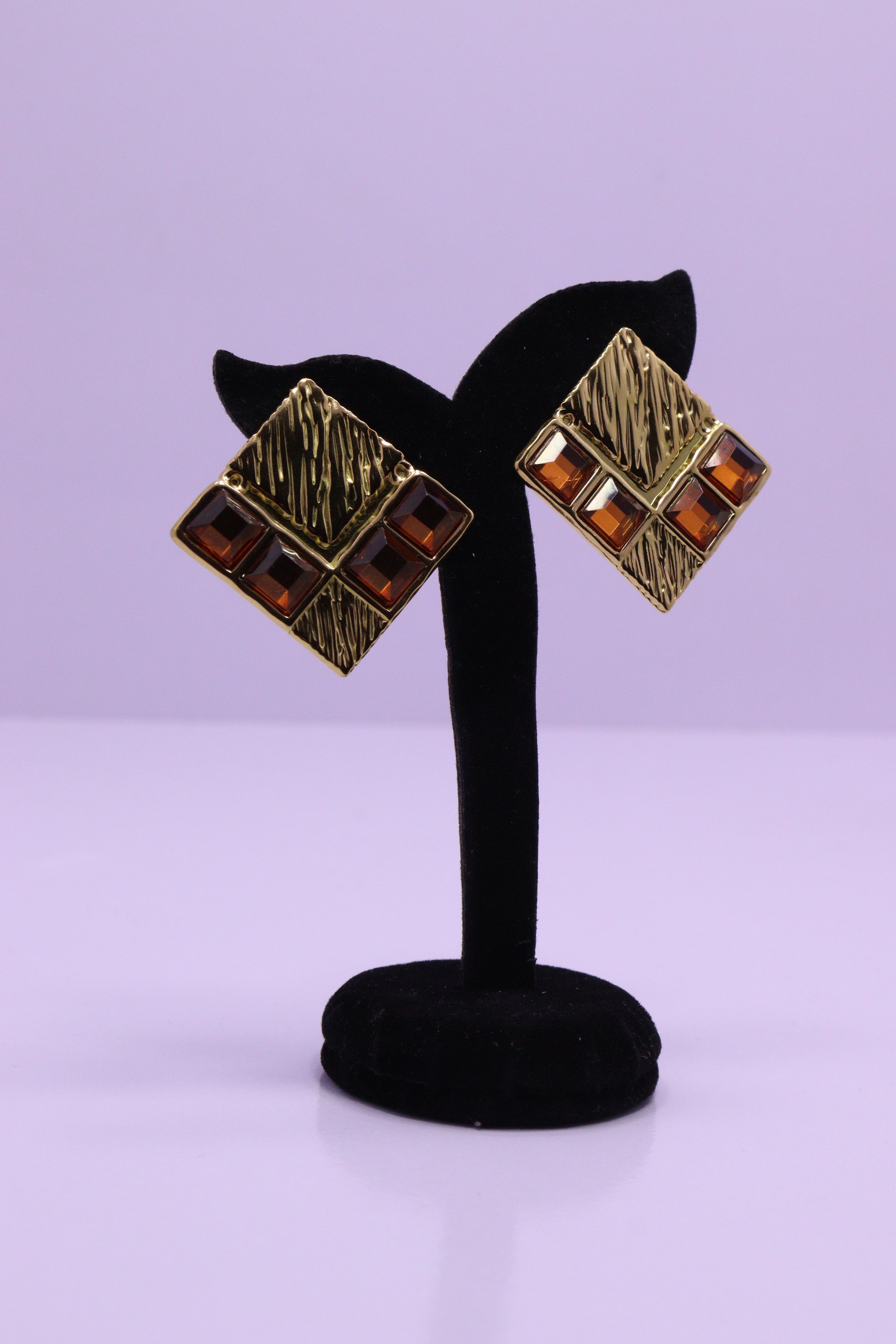 Bold Glow Series 0024 - AZ Golden Ear ring