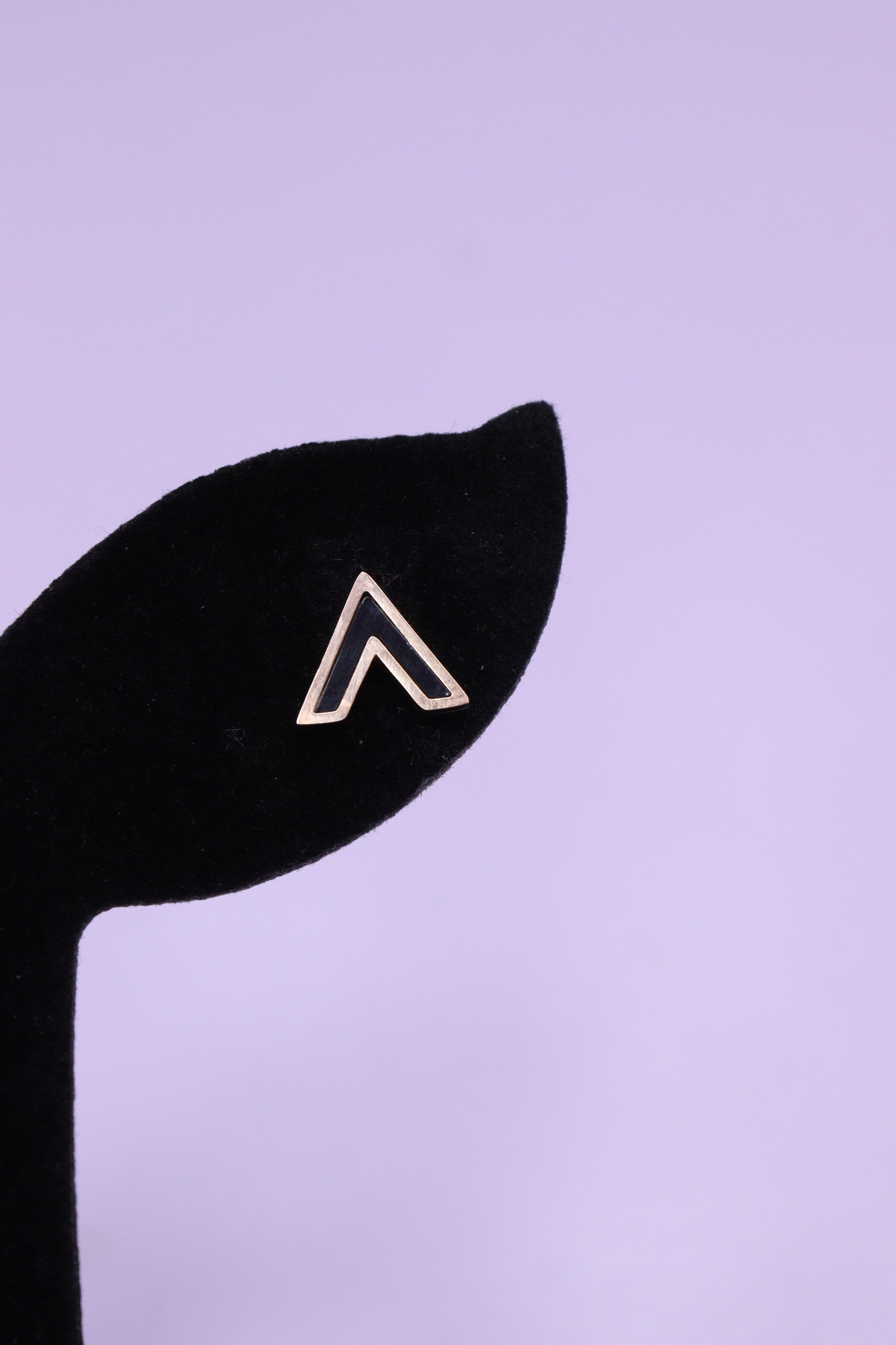 Bold Glow Series 0142 - AZ Golden Ear ring