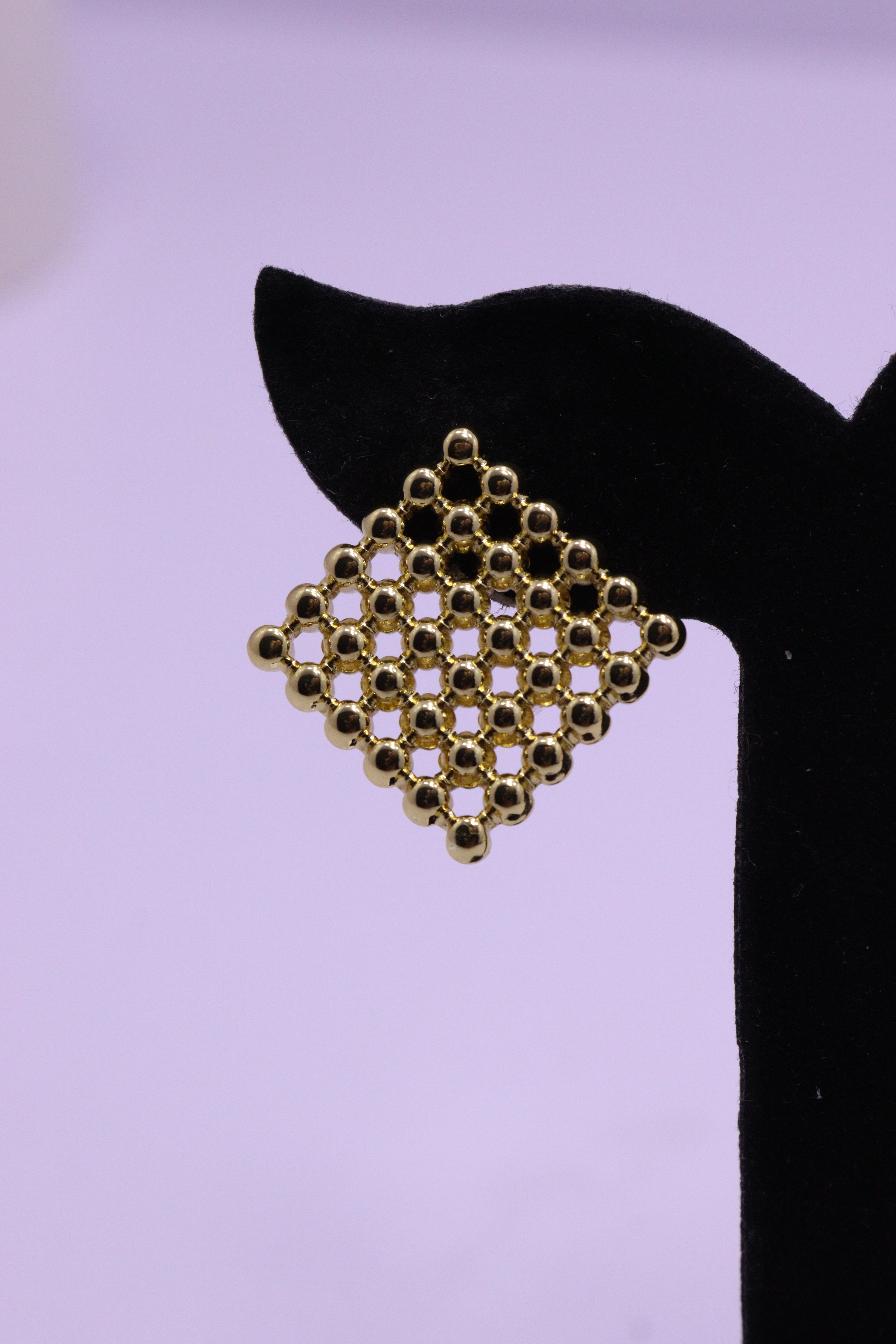 Bold Glow Series 0144 - AZ Golden Ear ring