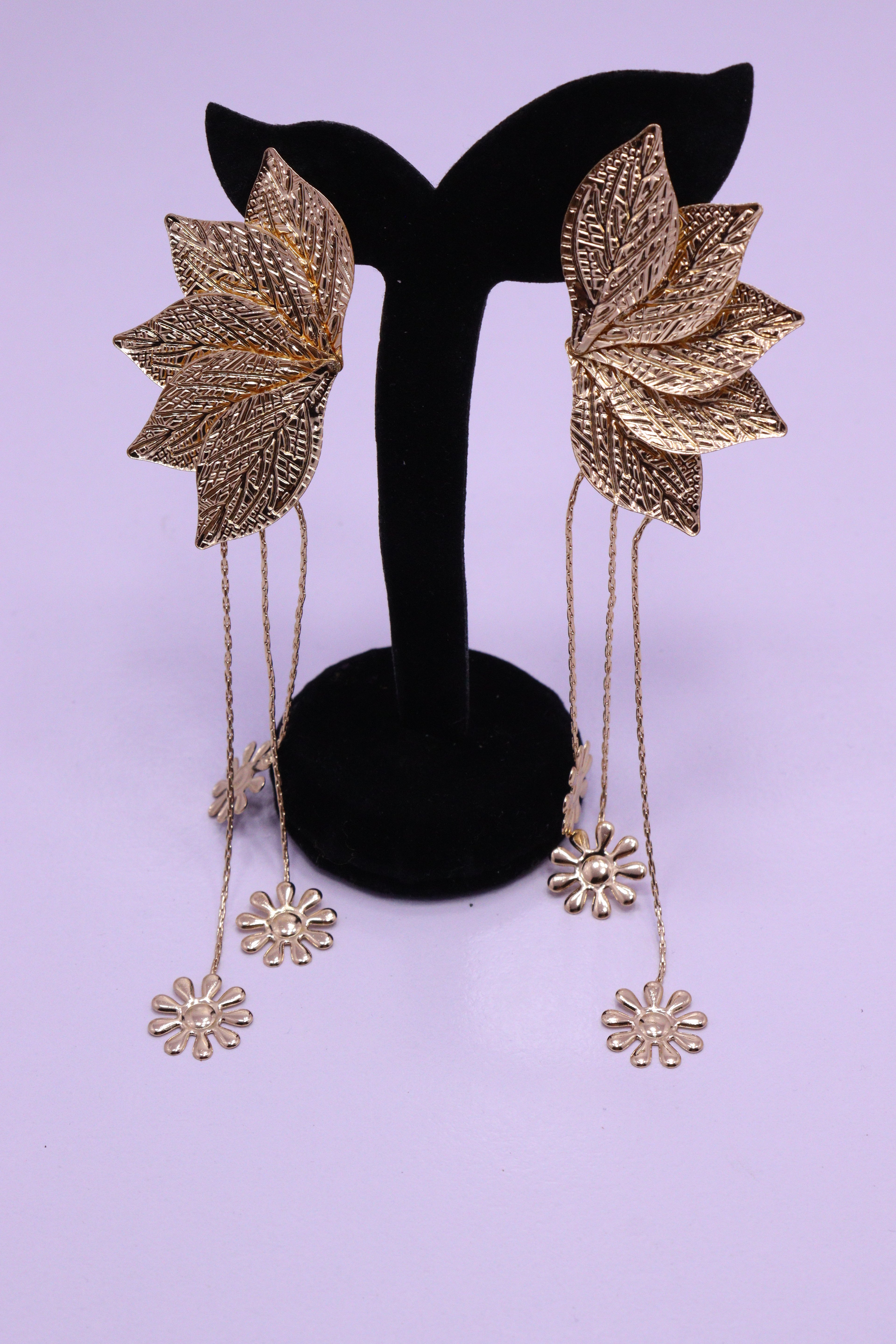 Bold Glow Series 0145 - AZ Golden Ear ring