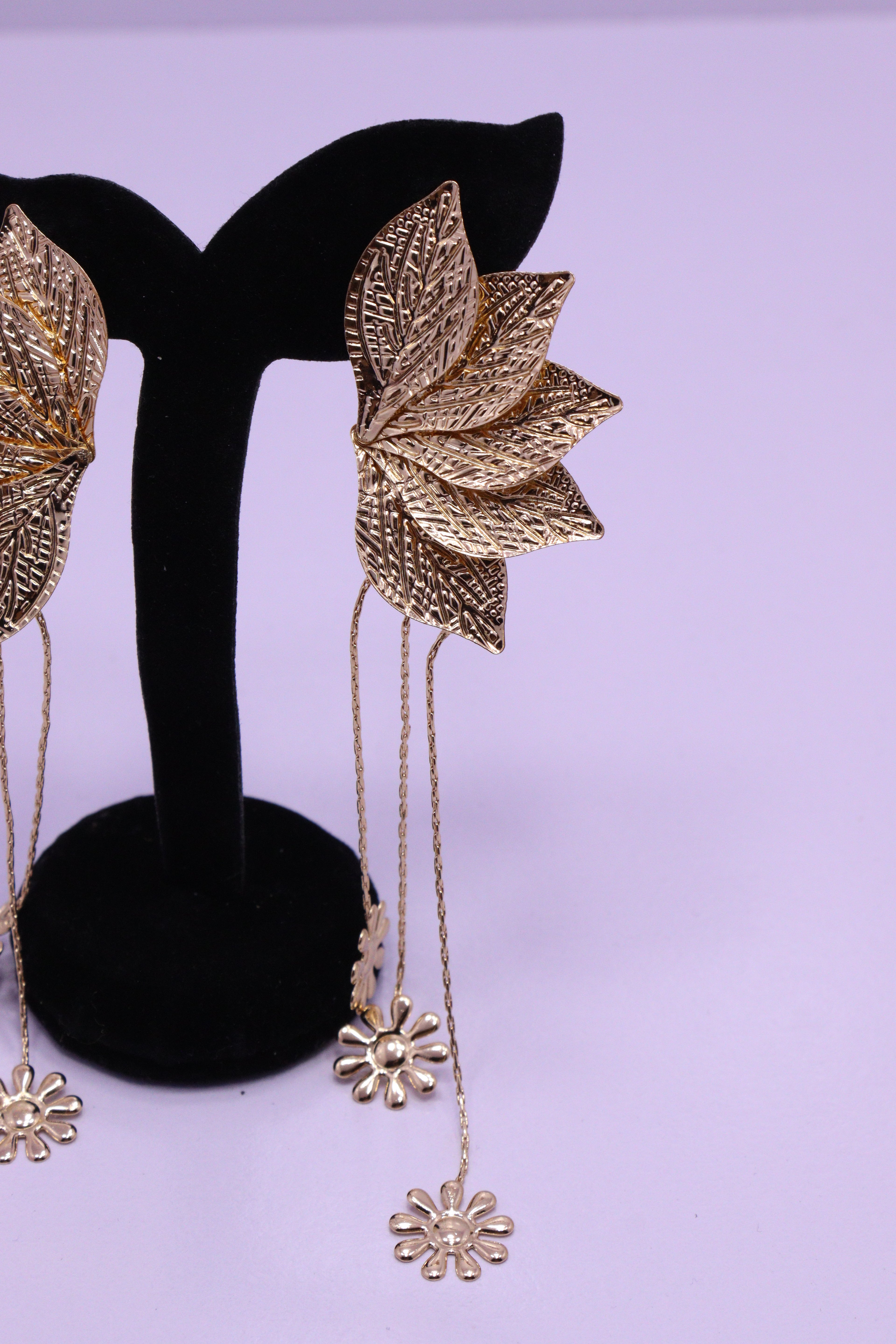 Bold Glow Series 0145 - AZ Golden Ear ring